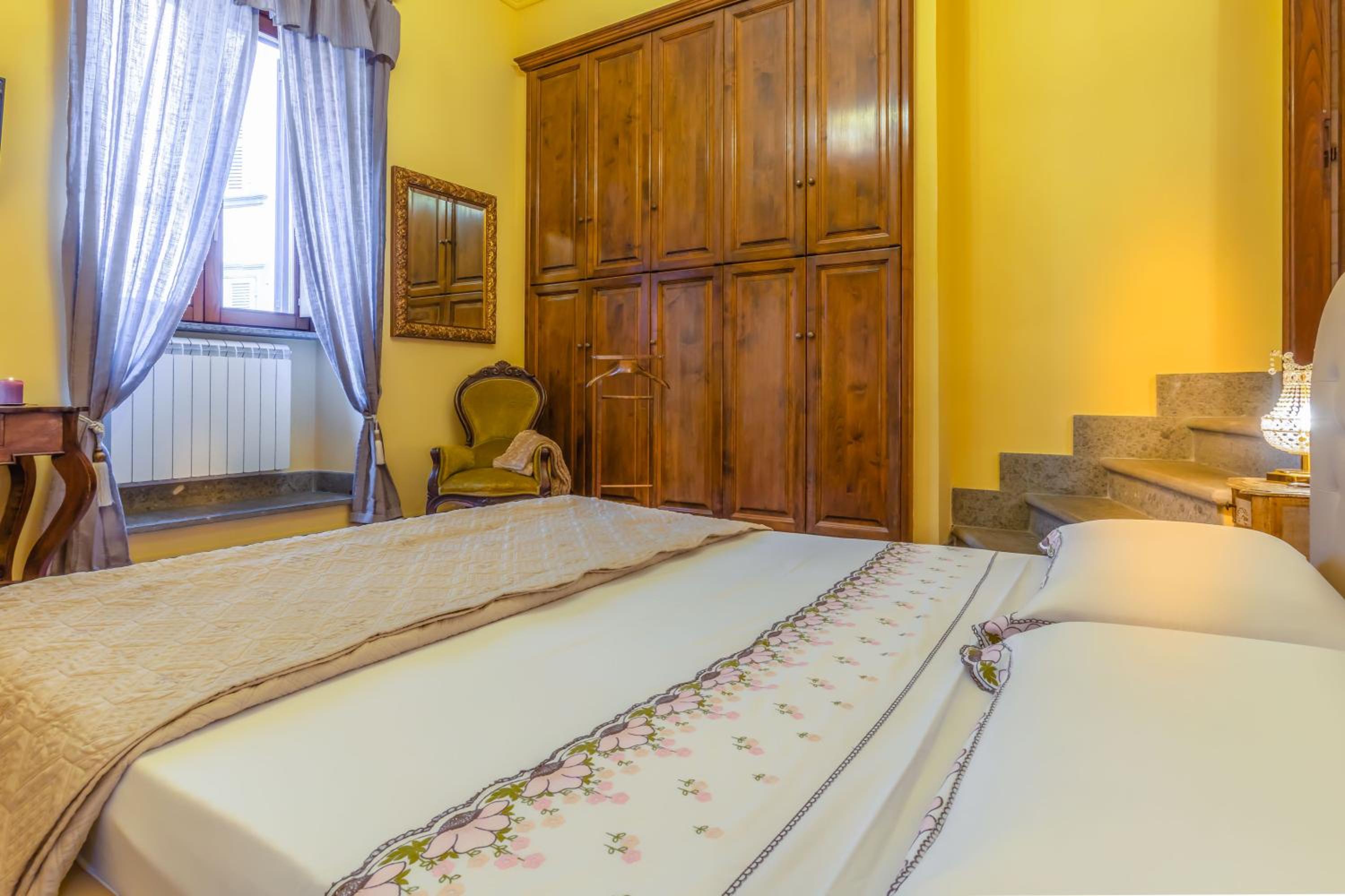 Double Room with Private Bathroom photo 3