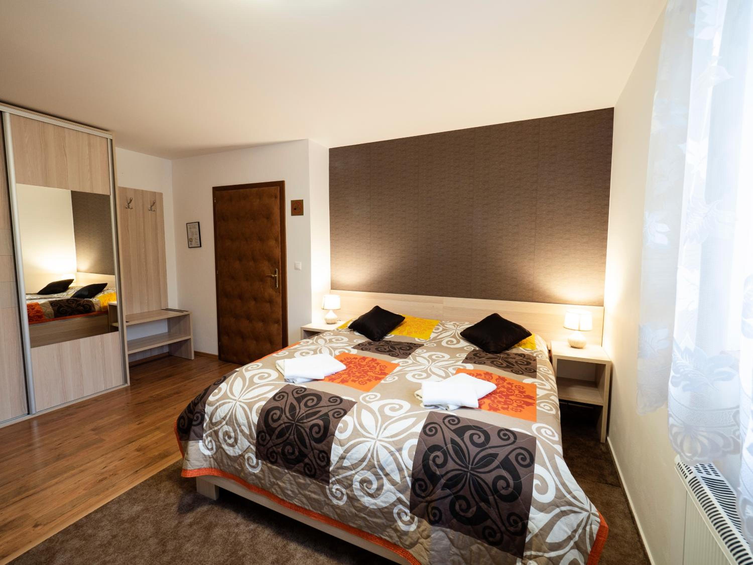 Standard Double Room - Photo 1
