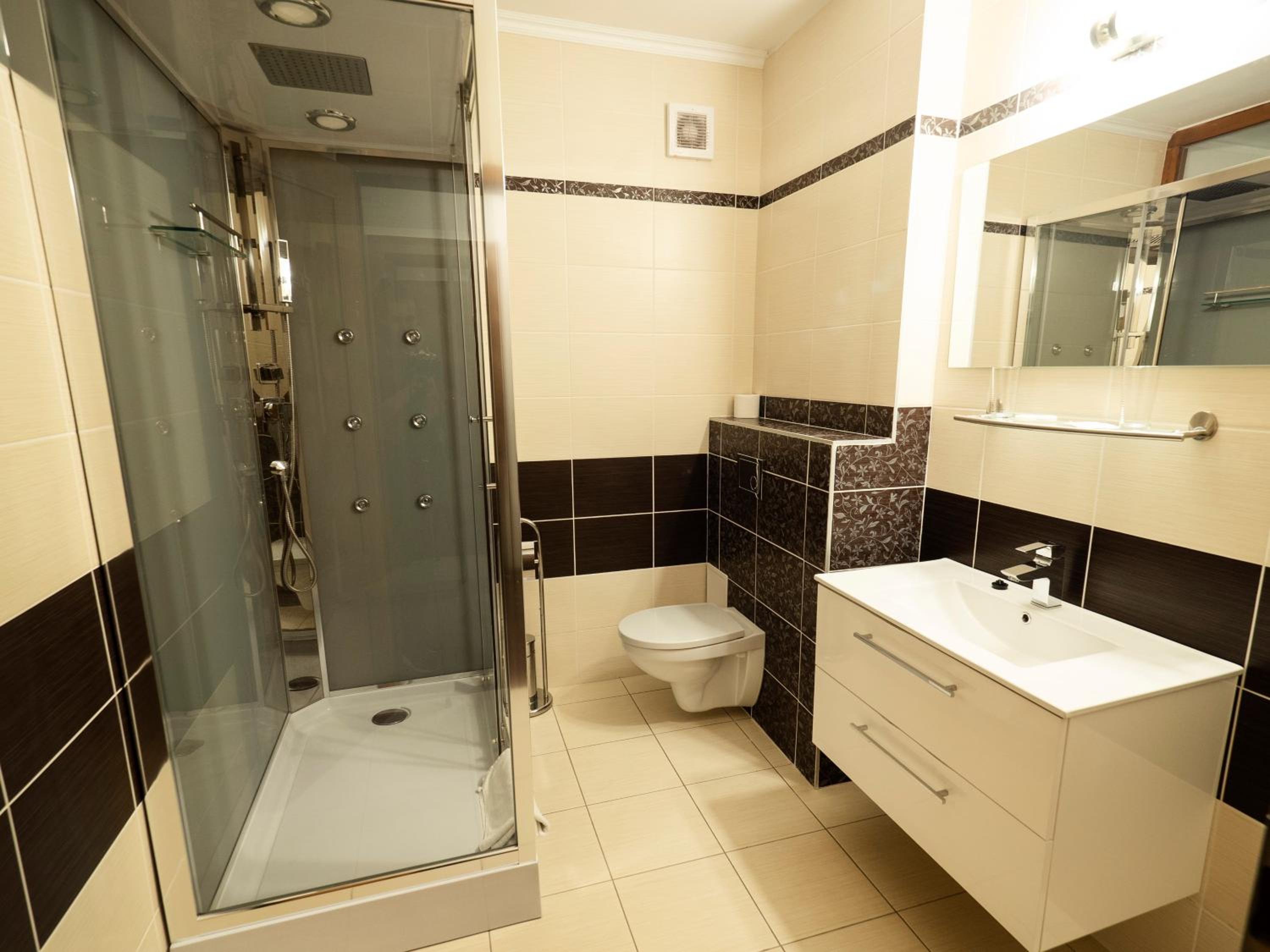 Standard Double Room - Photo 5