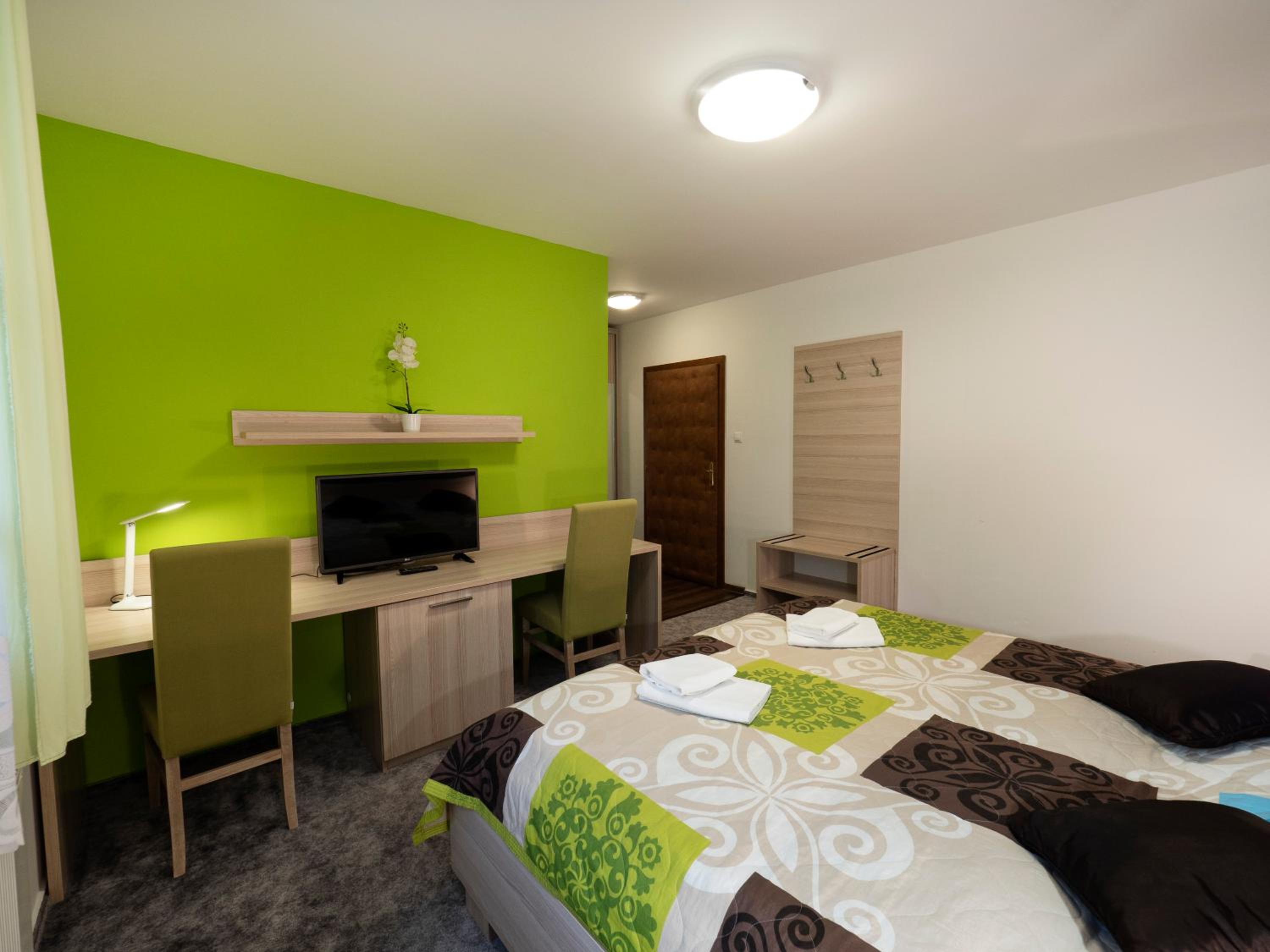 Standard Double Room - Photo 3