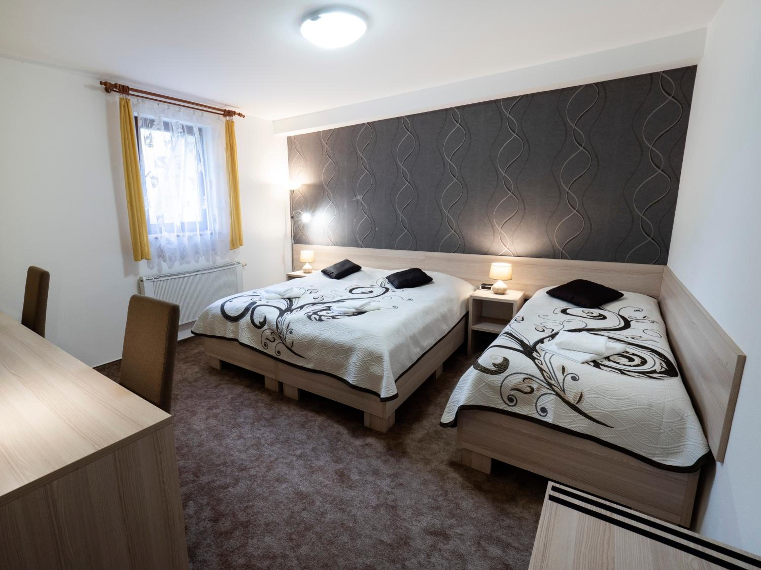 Triple Room - Photo 4