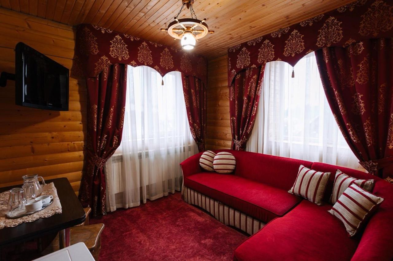 Junior Suite with Mountain View photo 2