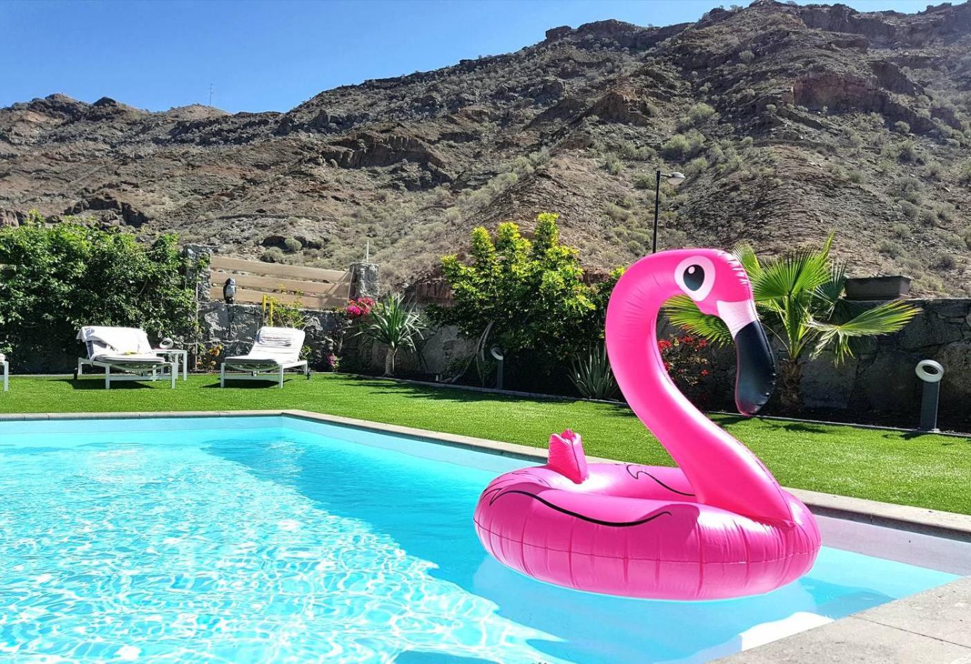 Villa with Private Pool photo 3