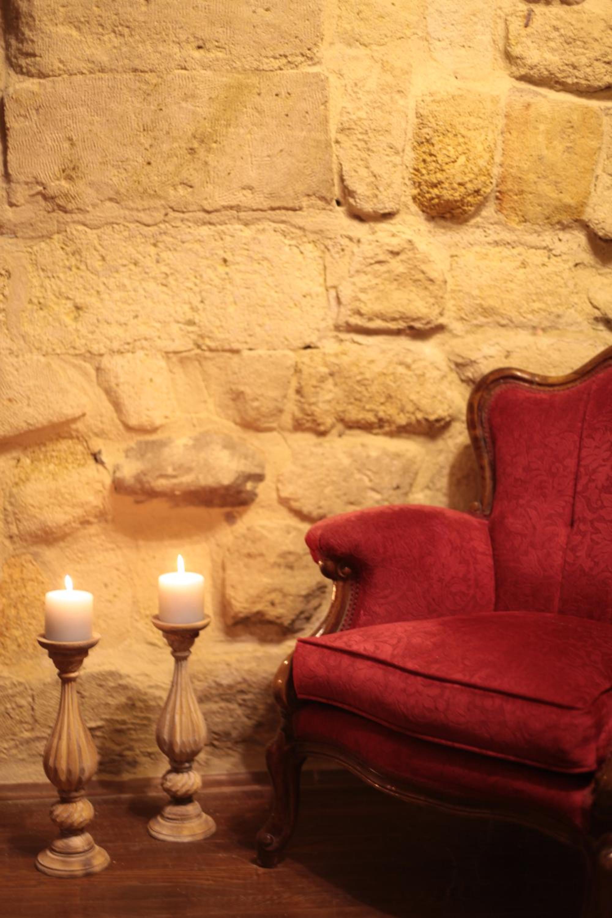 Deluxe Cave Room photo 3
