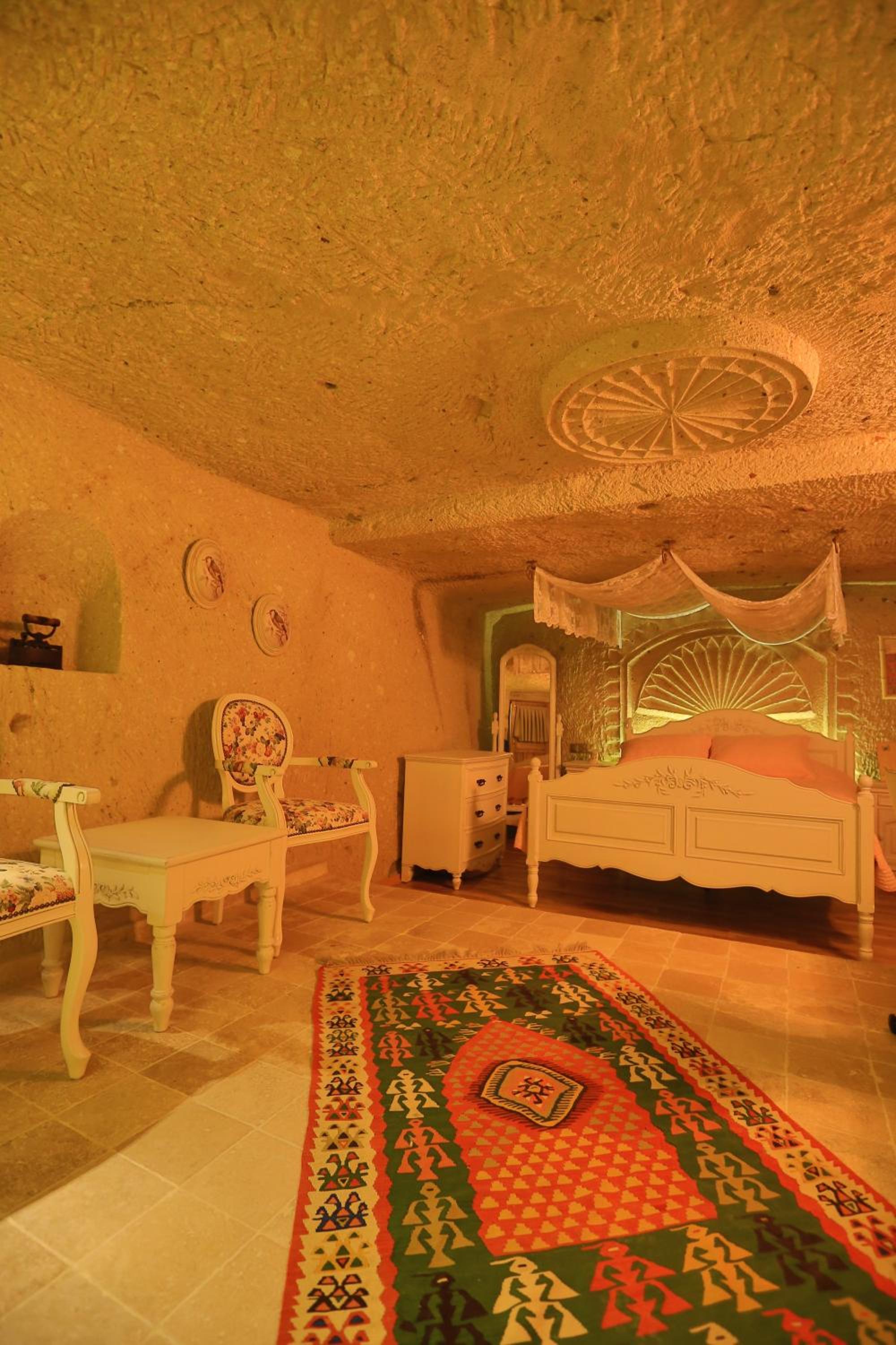 Double Cave Room  - Photo 4