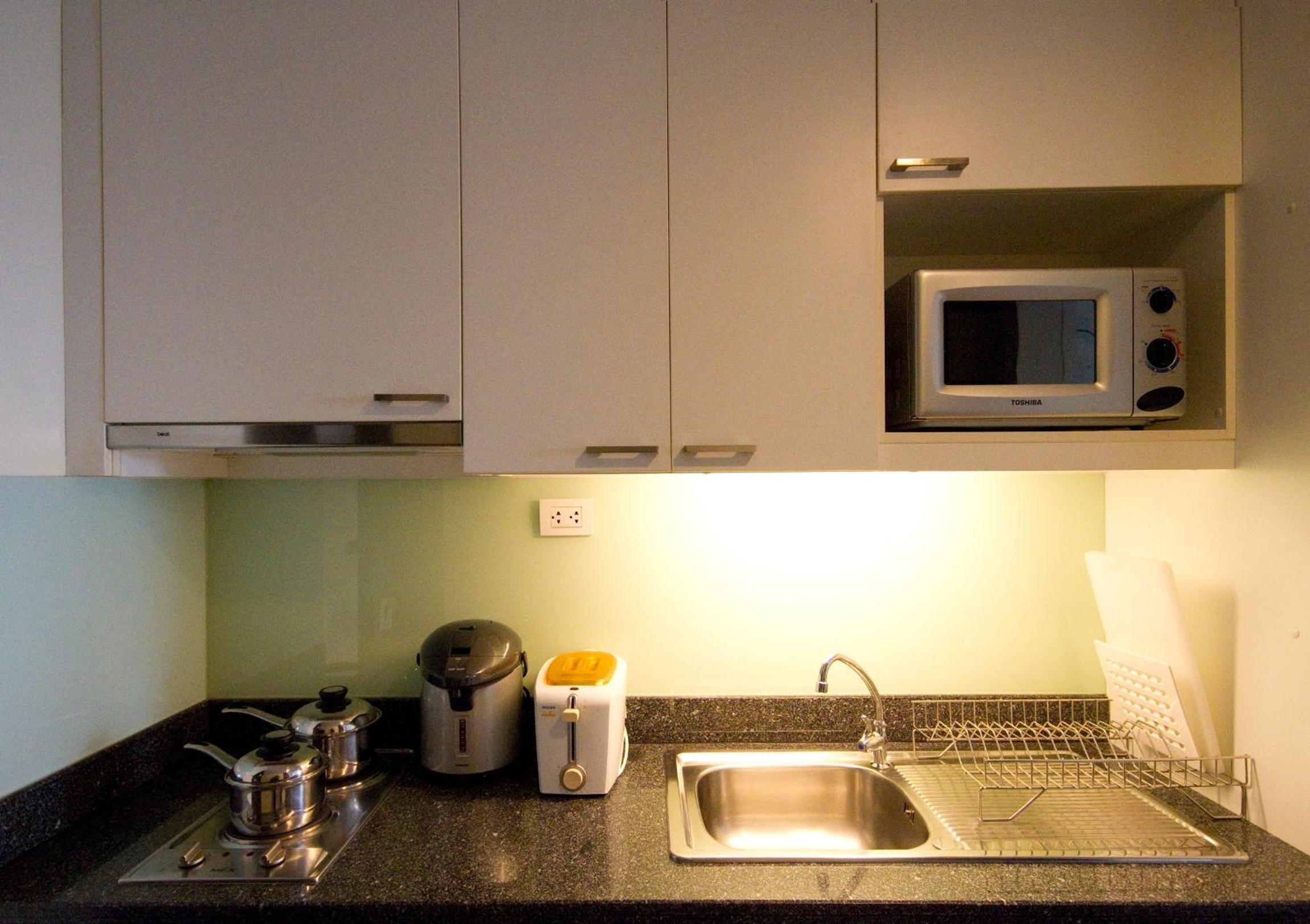 Studio Suite - Photo 2