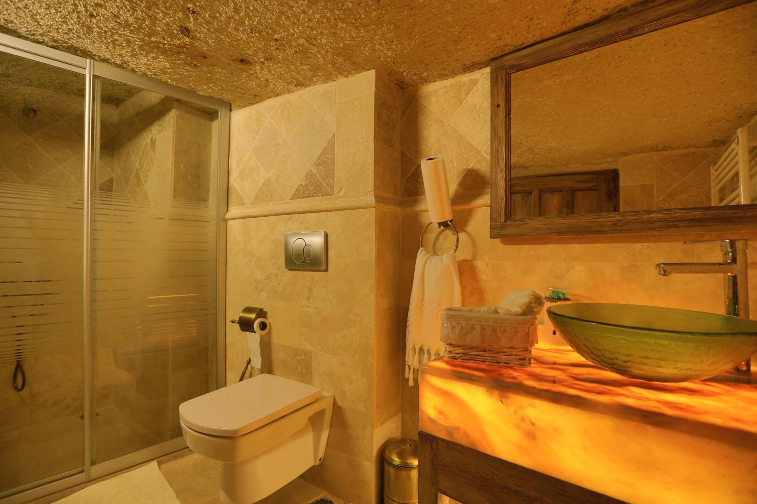 Double Cave Room  - Photo 3