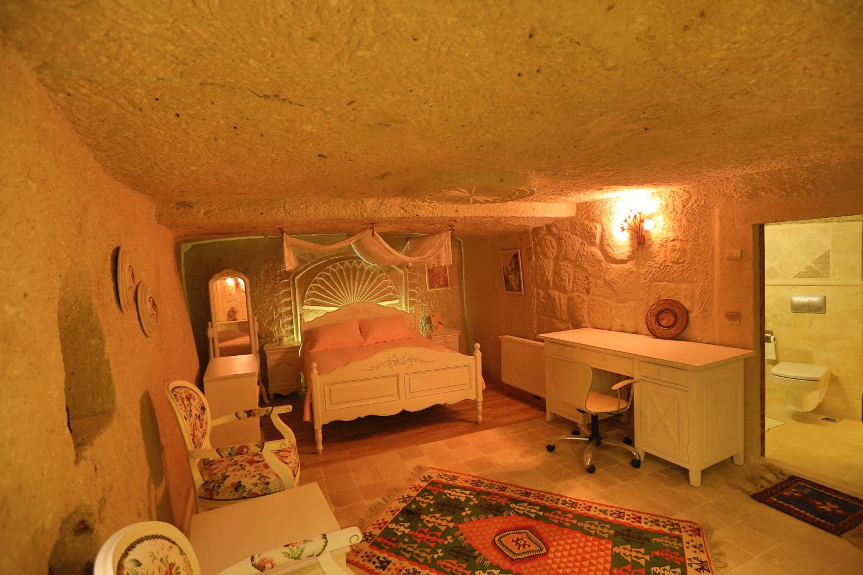 Double Cave Room  - Photo 7