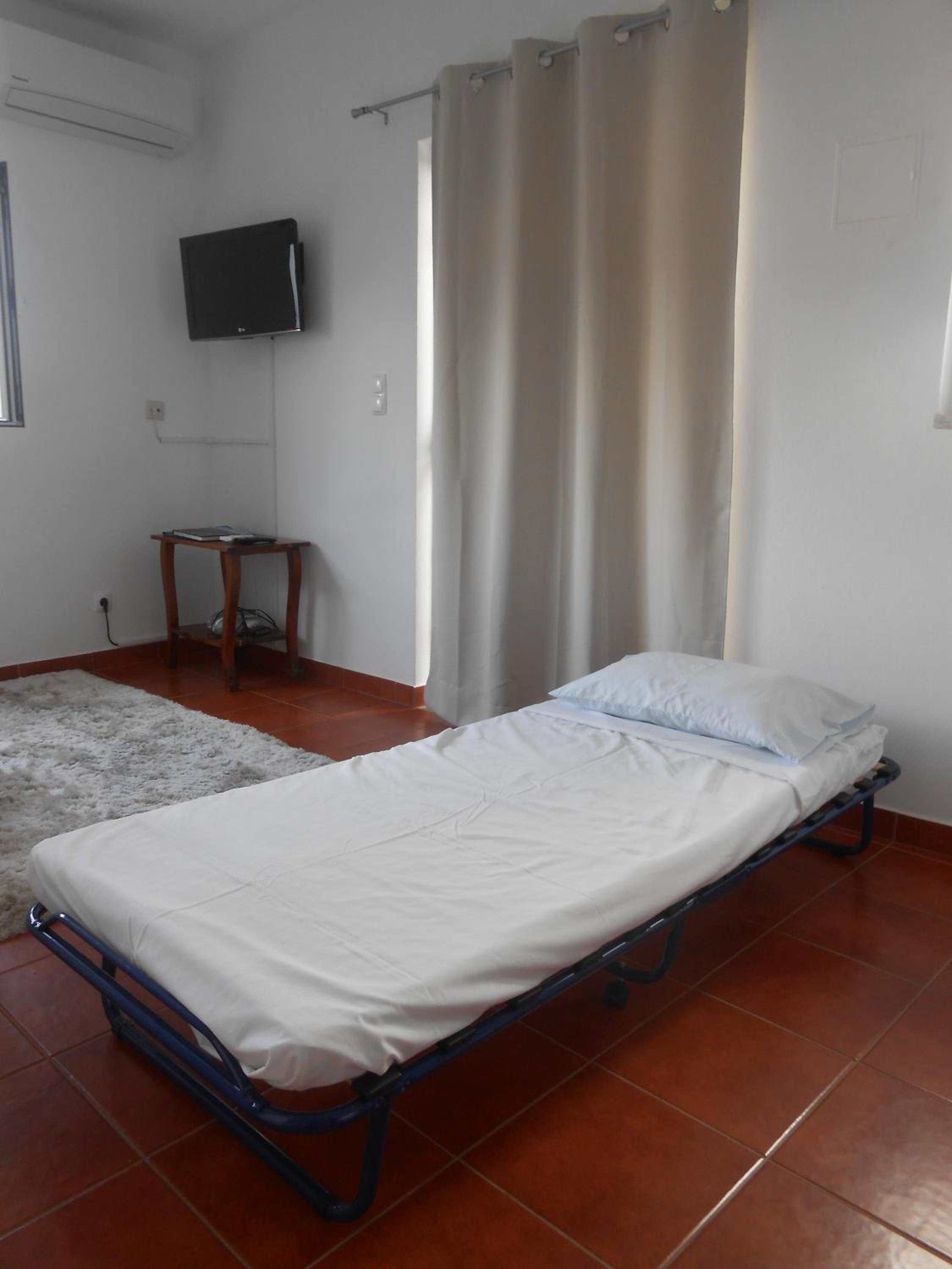 Studio Apartment - Photo 9