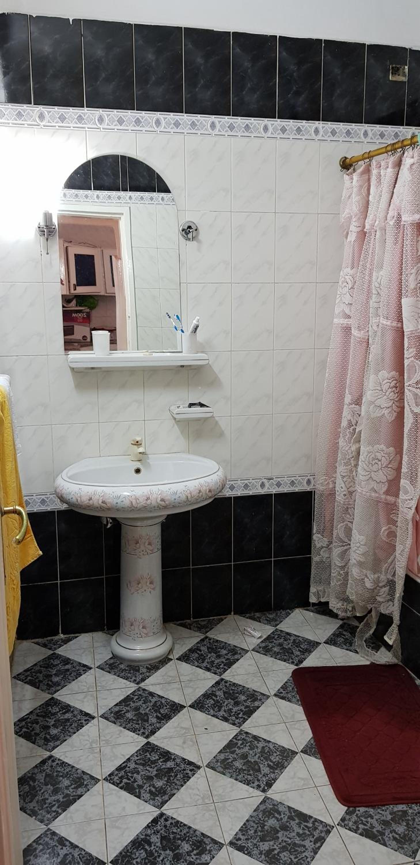 Double or Twin Room with Private External Bathroom - Photo 9