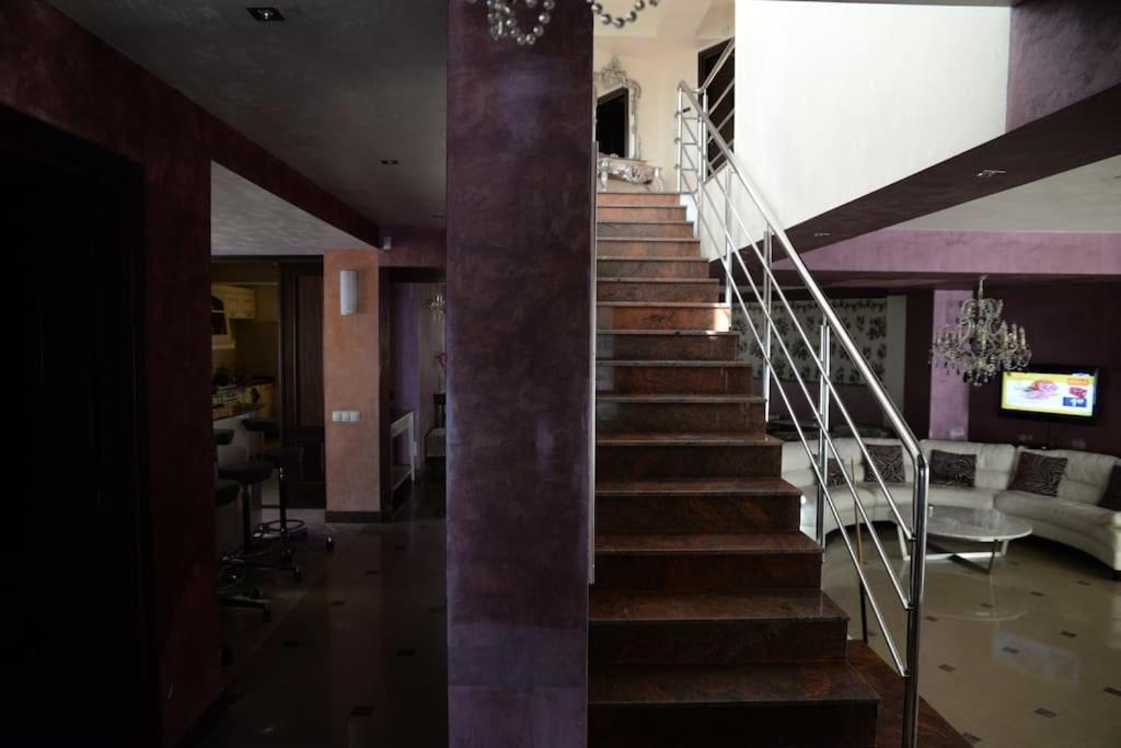 Villa - Photo 10