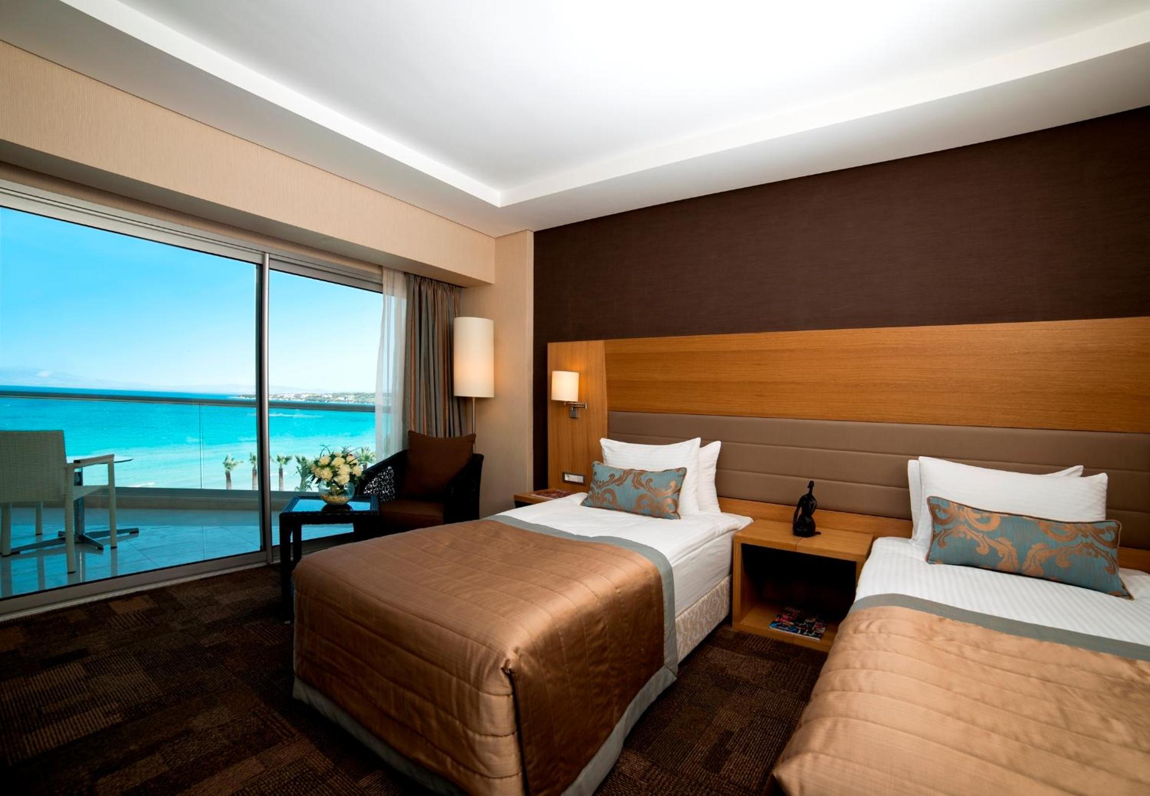 Standard Double or Twin Room with Sea View