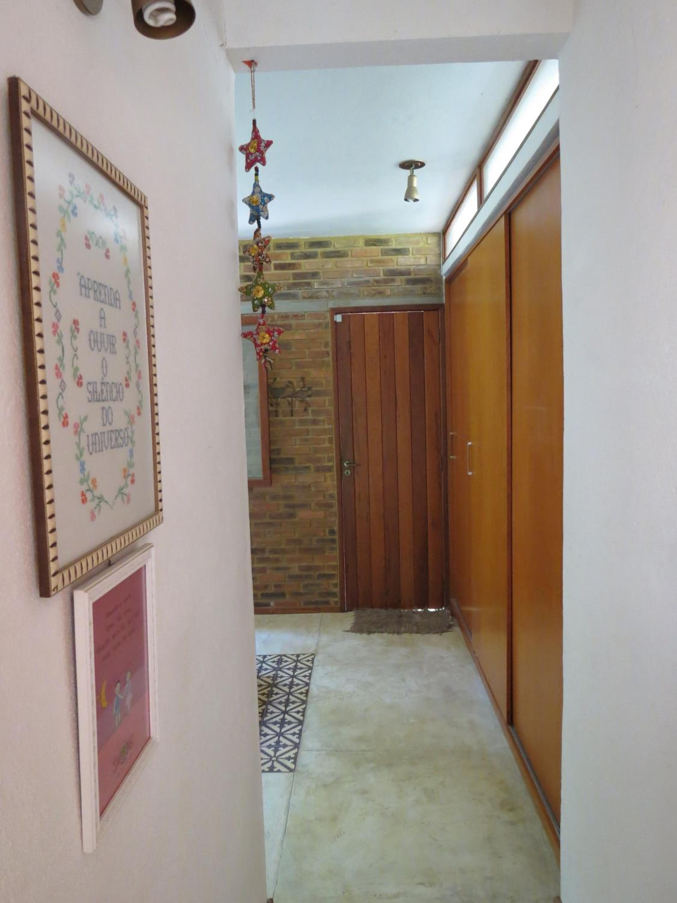 Deluxe Double Room (2 Adults + 1 Child) - Photo 11