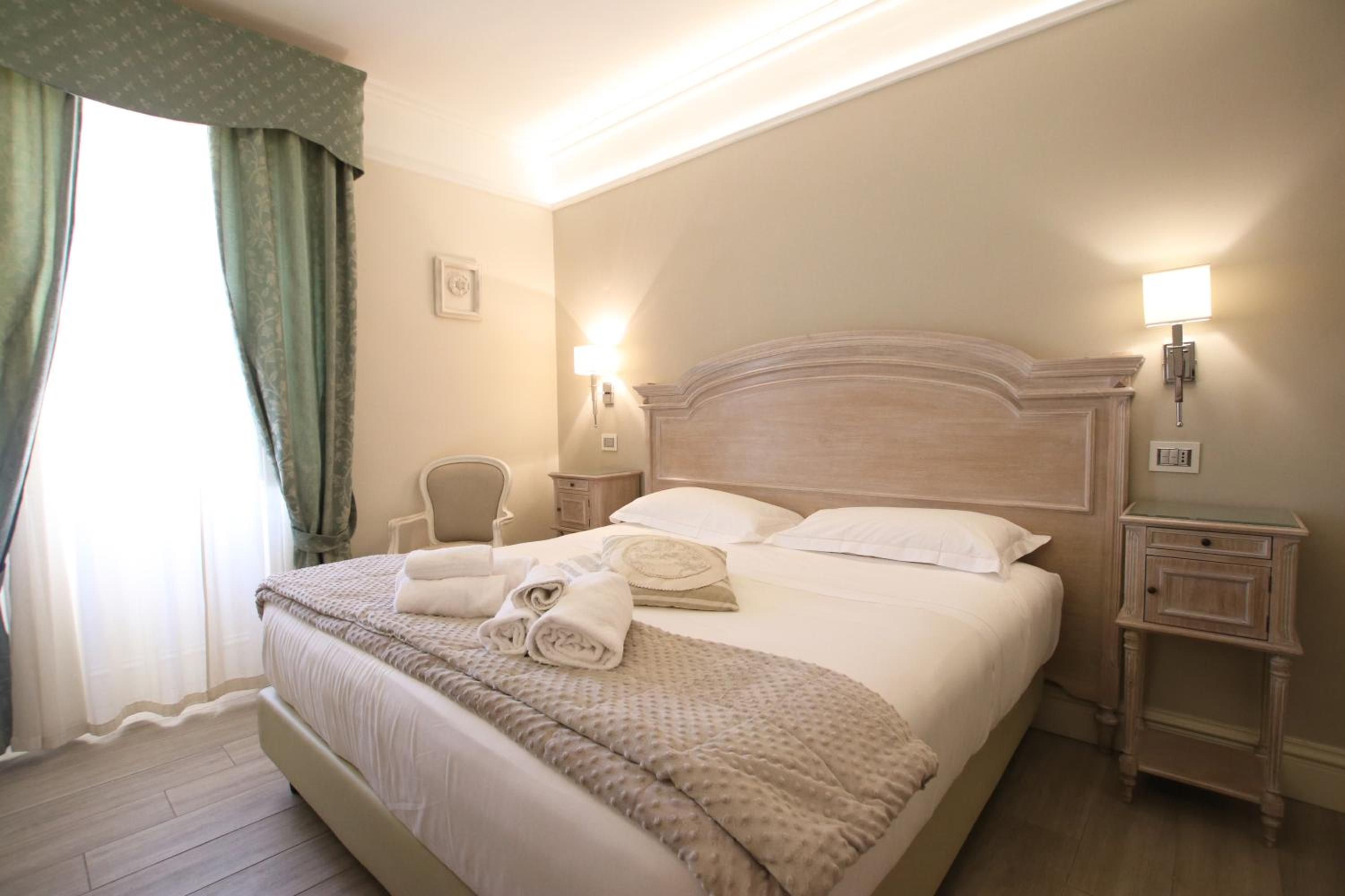 Double Room - Photo 29