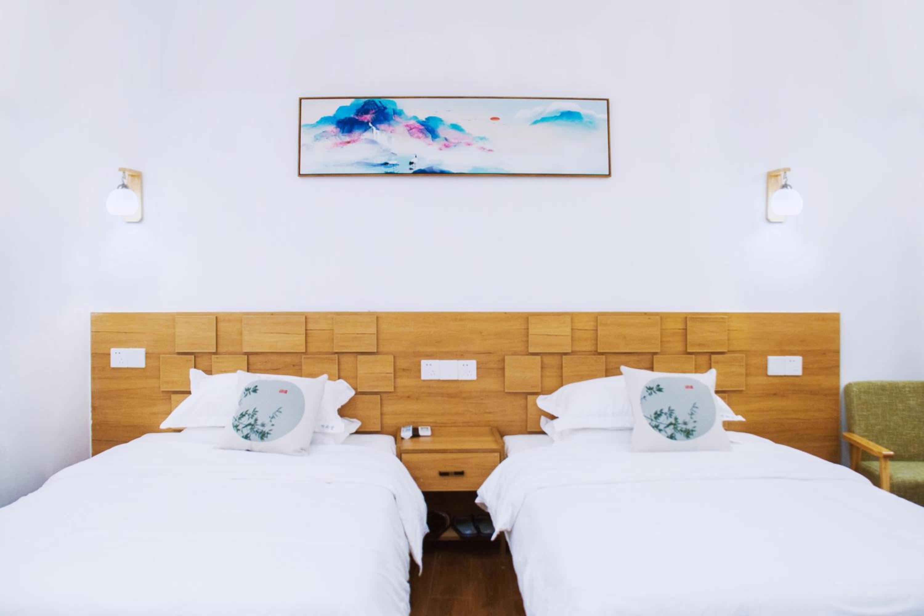 Double or Twin Room with Garden View photo 1