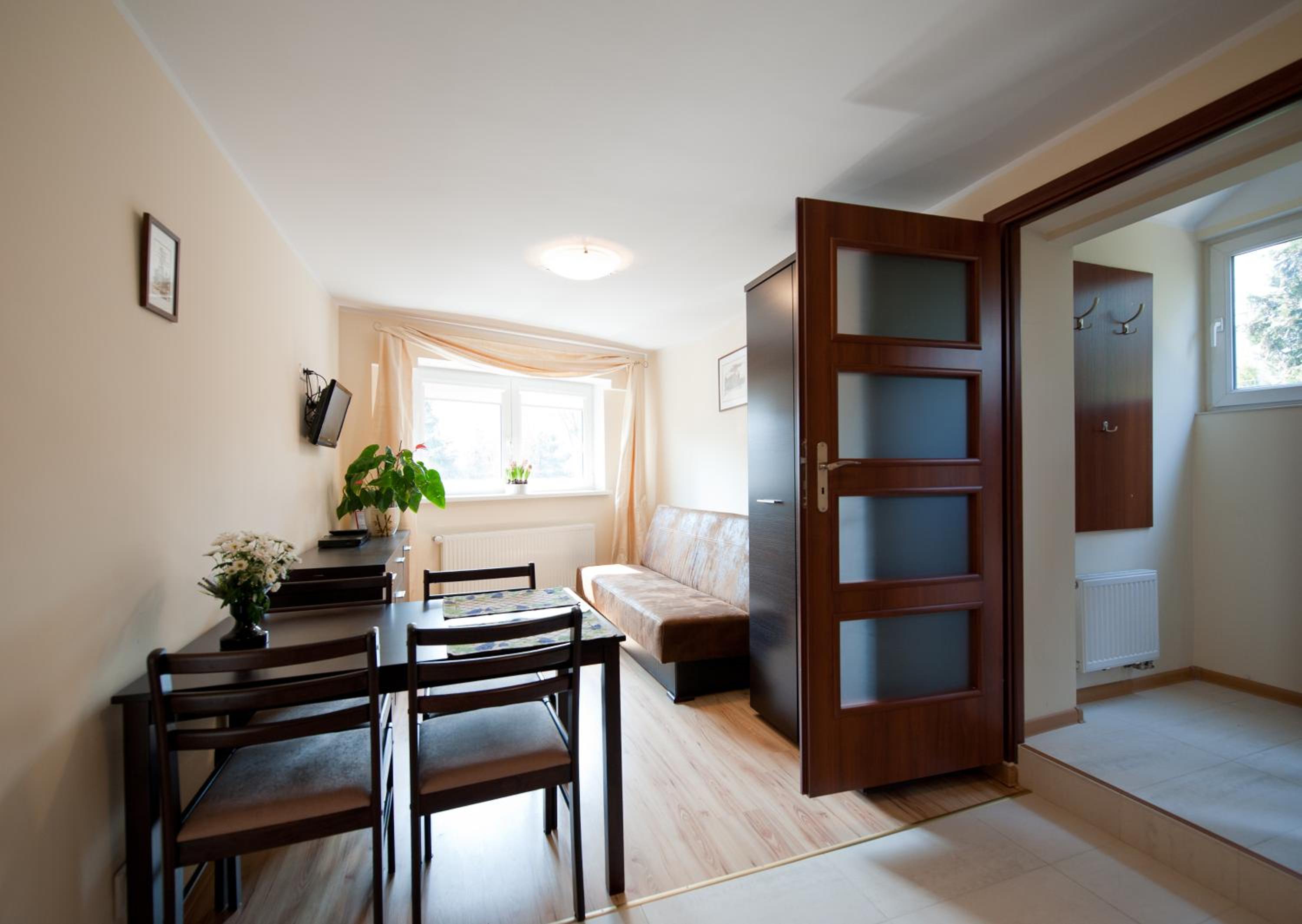 Superior One-Bedroom Apartment