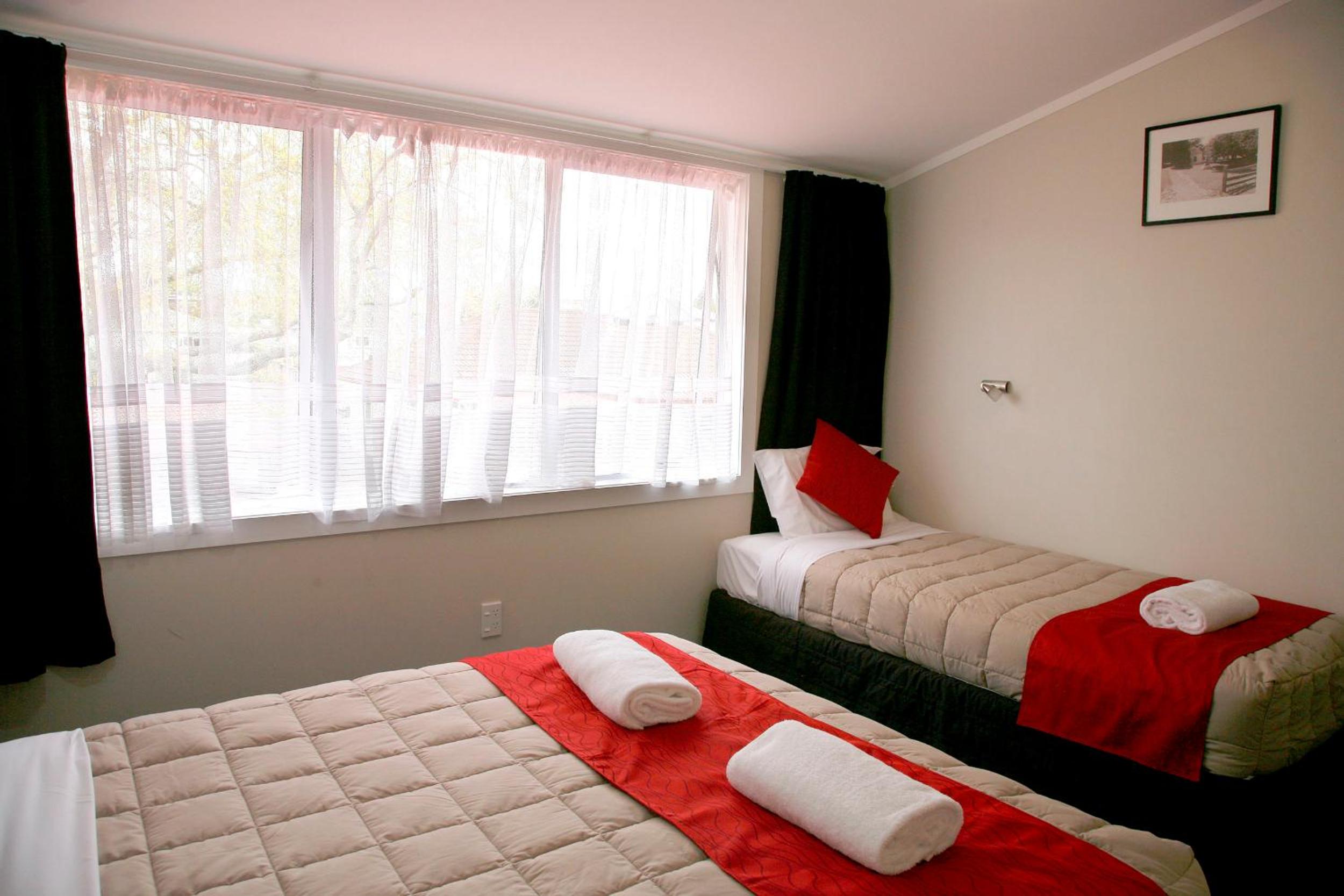 Standard Two-Bedroom Apartment photo 2