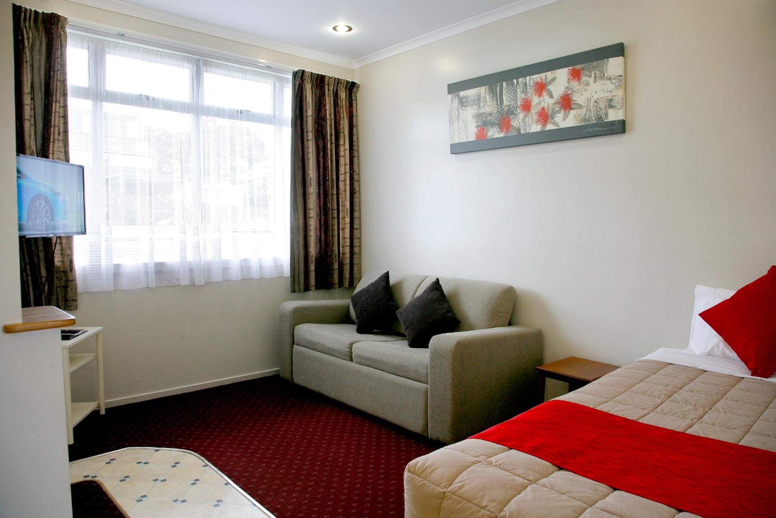 Standard One-Bedroom Apartment photo 1