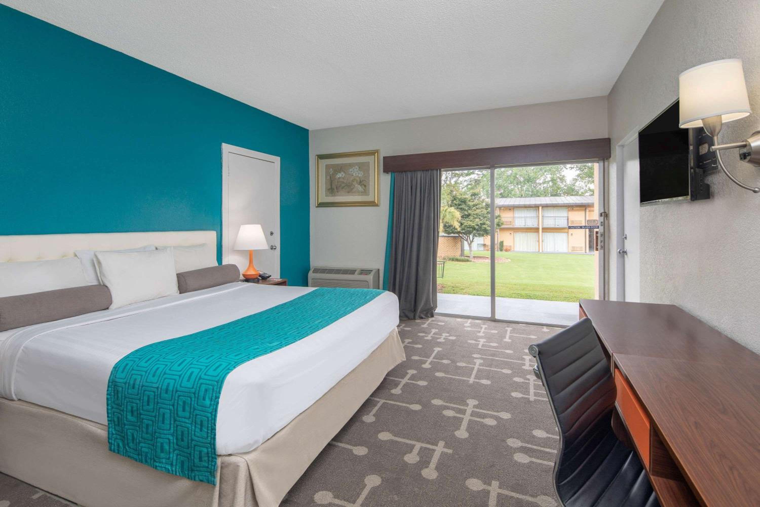 Business King Room - Photo 1