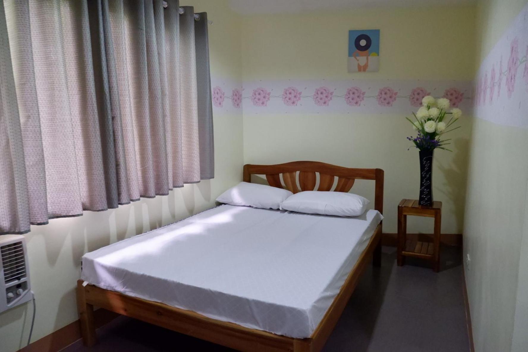 Standard Double Room - Photo 3