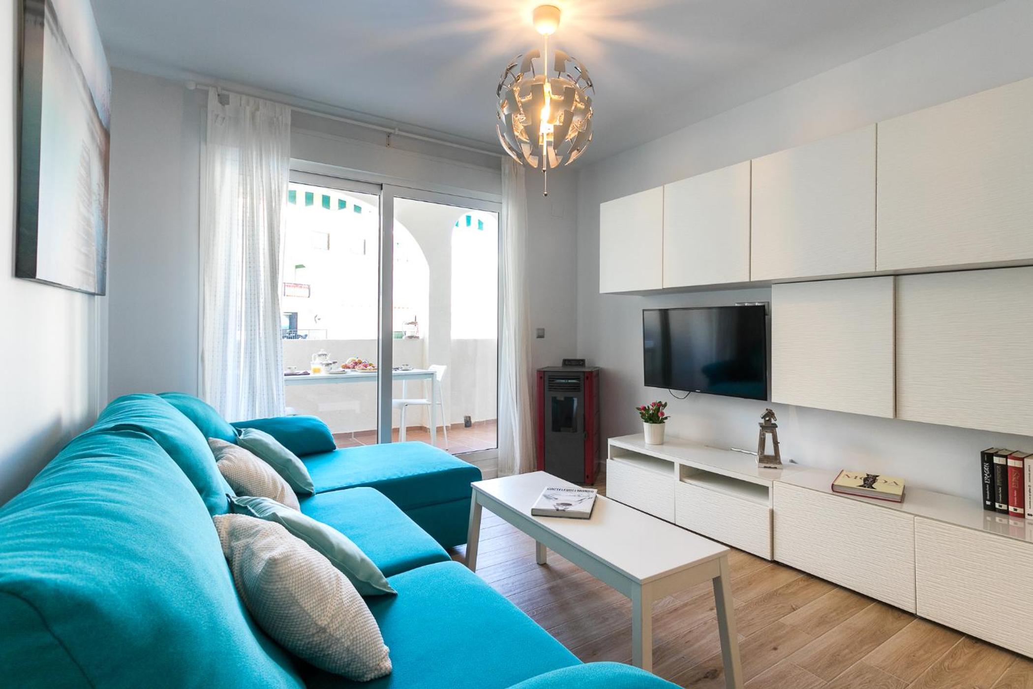 Apartamento de dos habitaciones con vista al mar