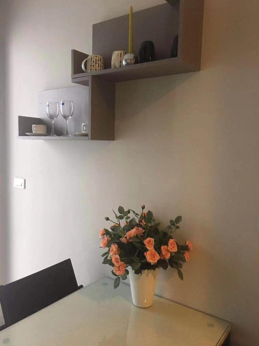 One-Bedroom Apartment - Photo 135