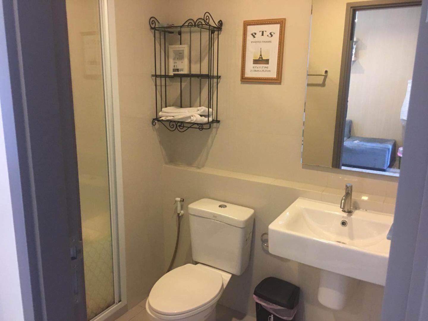One-Bedroom Apartment - Photo 129