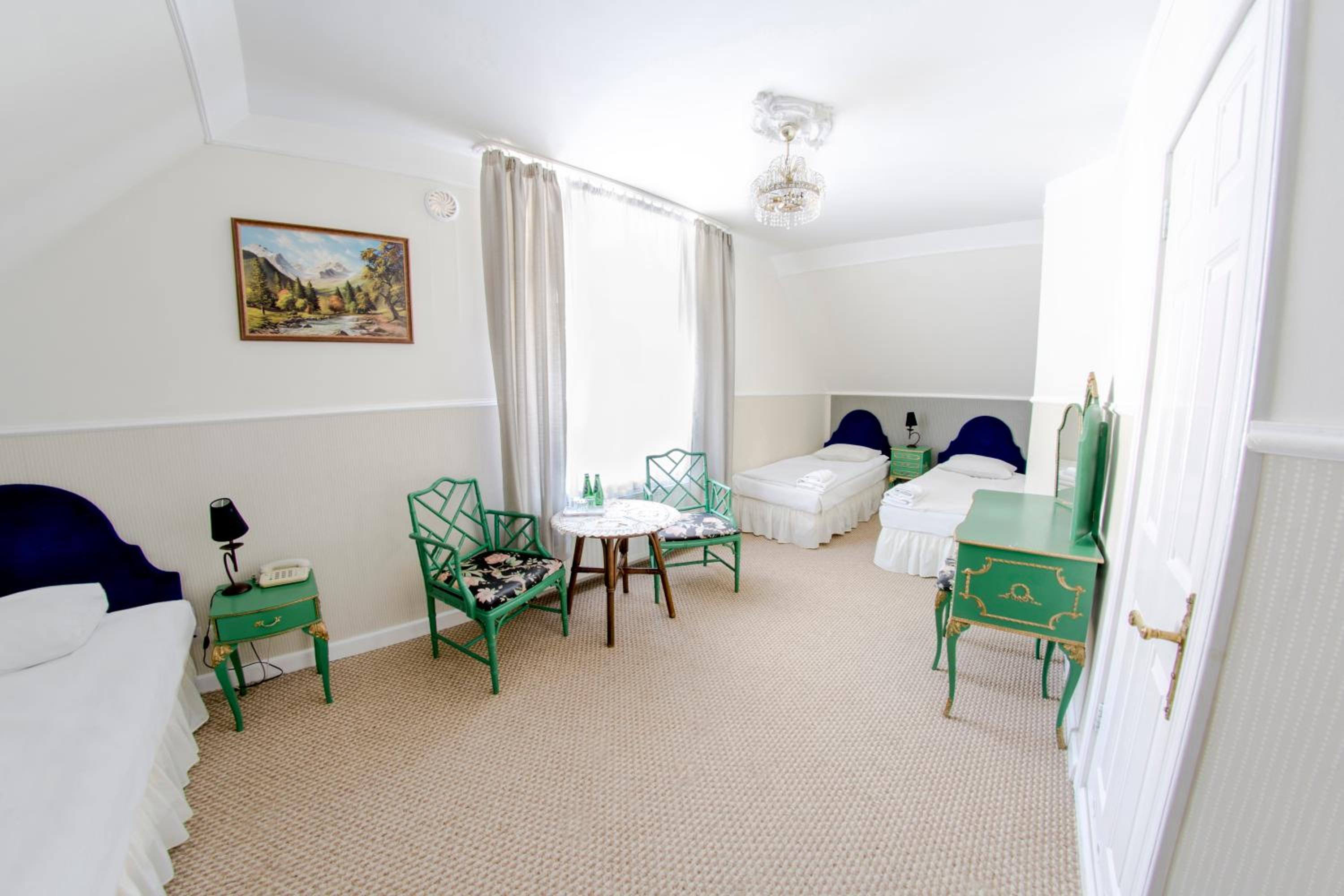 Triple Room photo 2