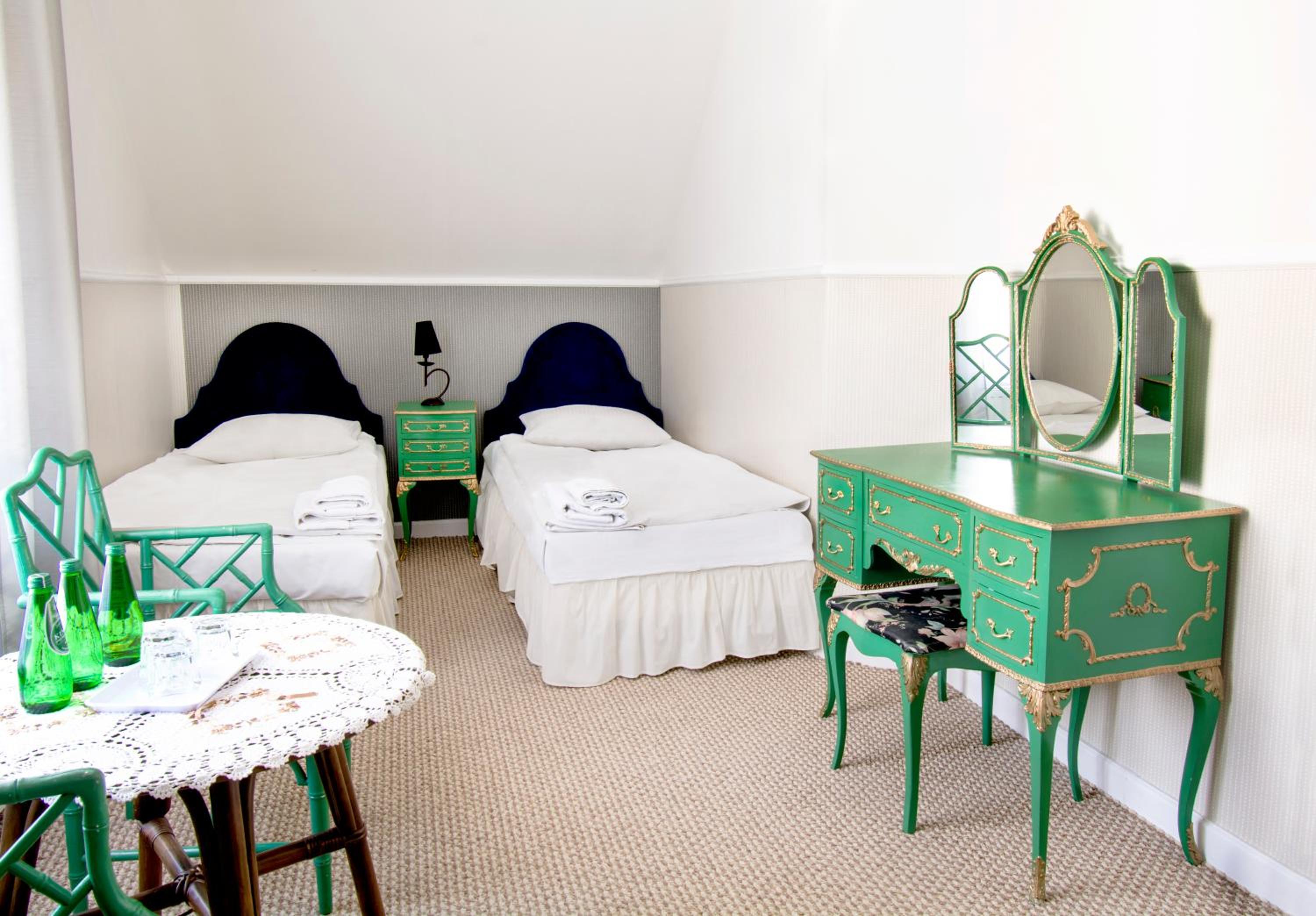 Triple Room