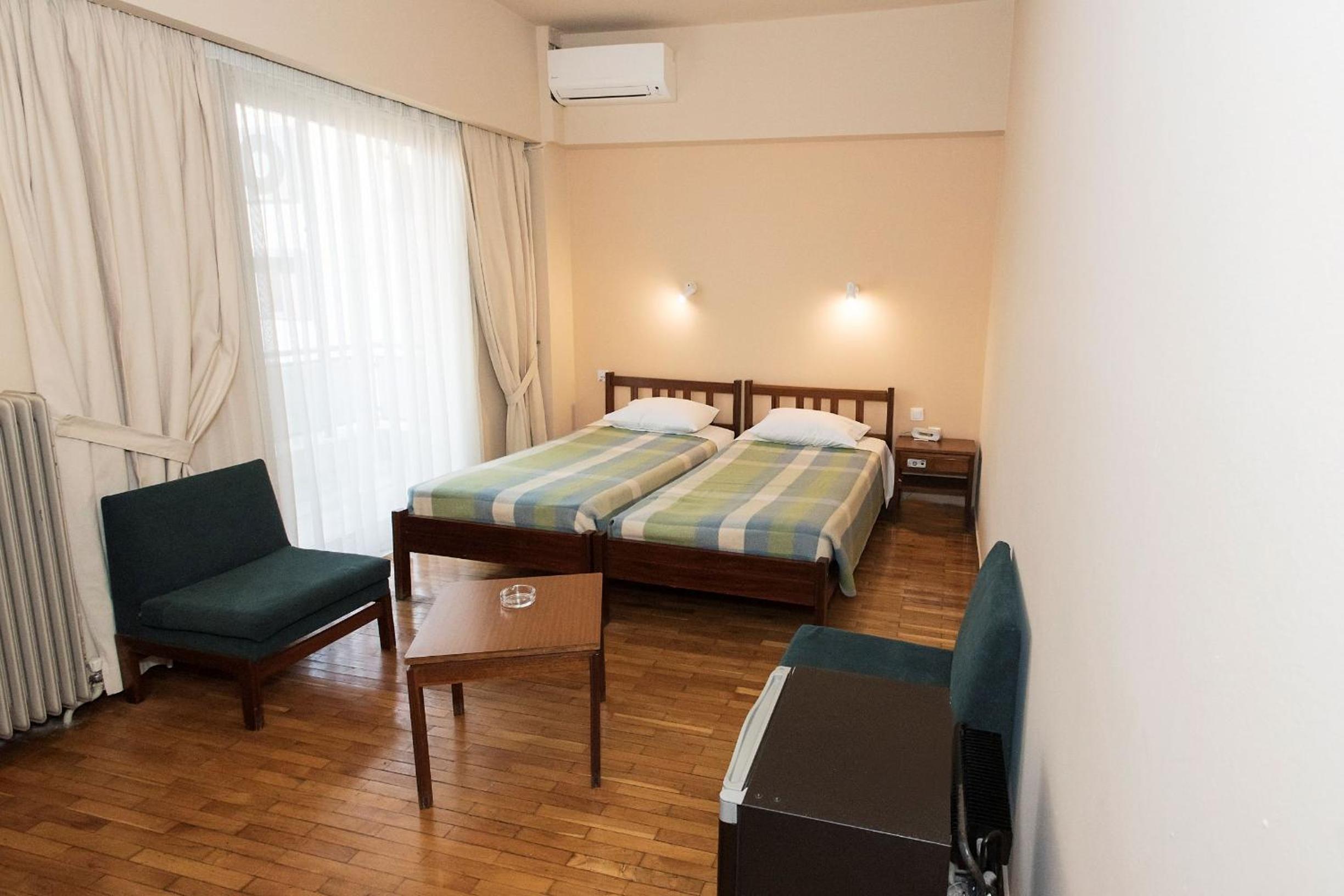 Triple Room - Photo 14