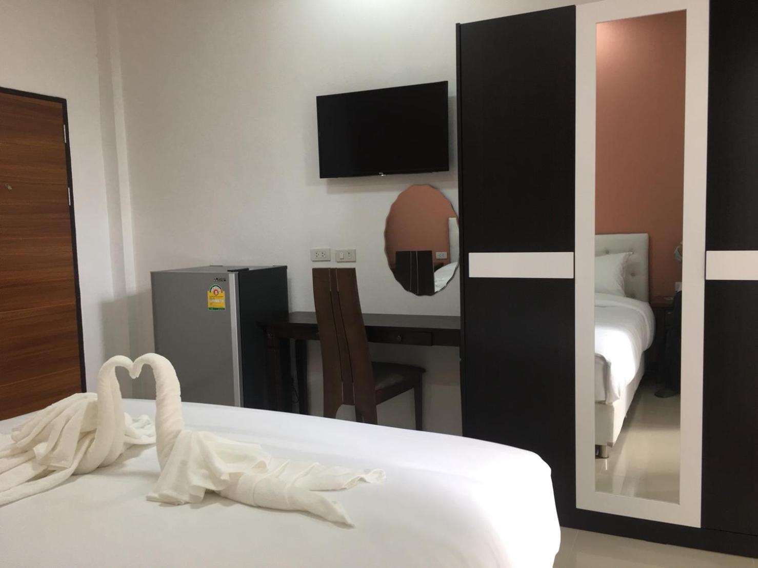 Standard Double Room - Photo 4
