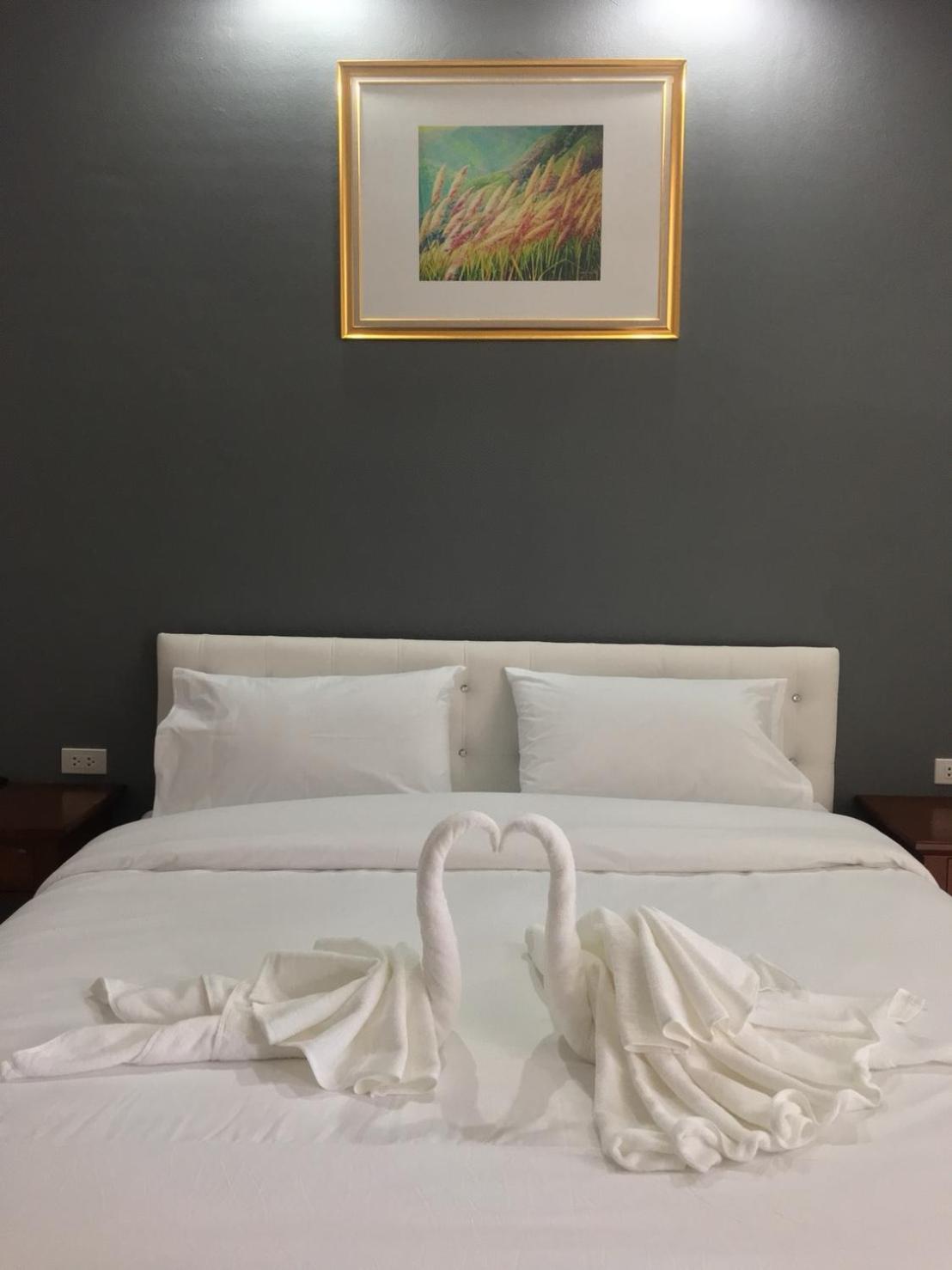 Standard Double Room - Photo 7