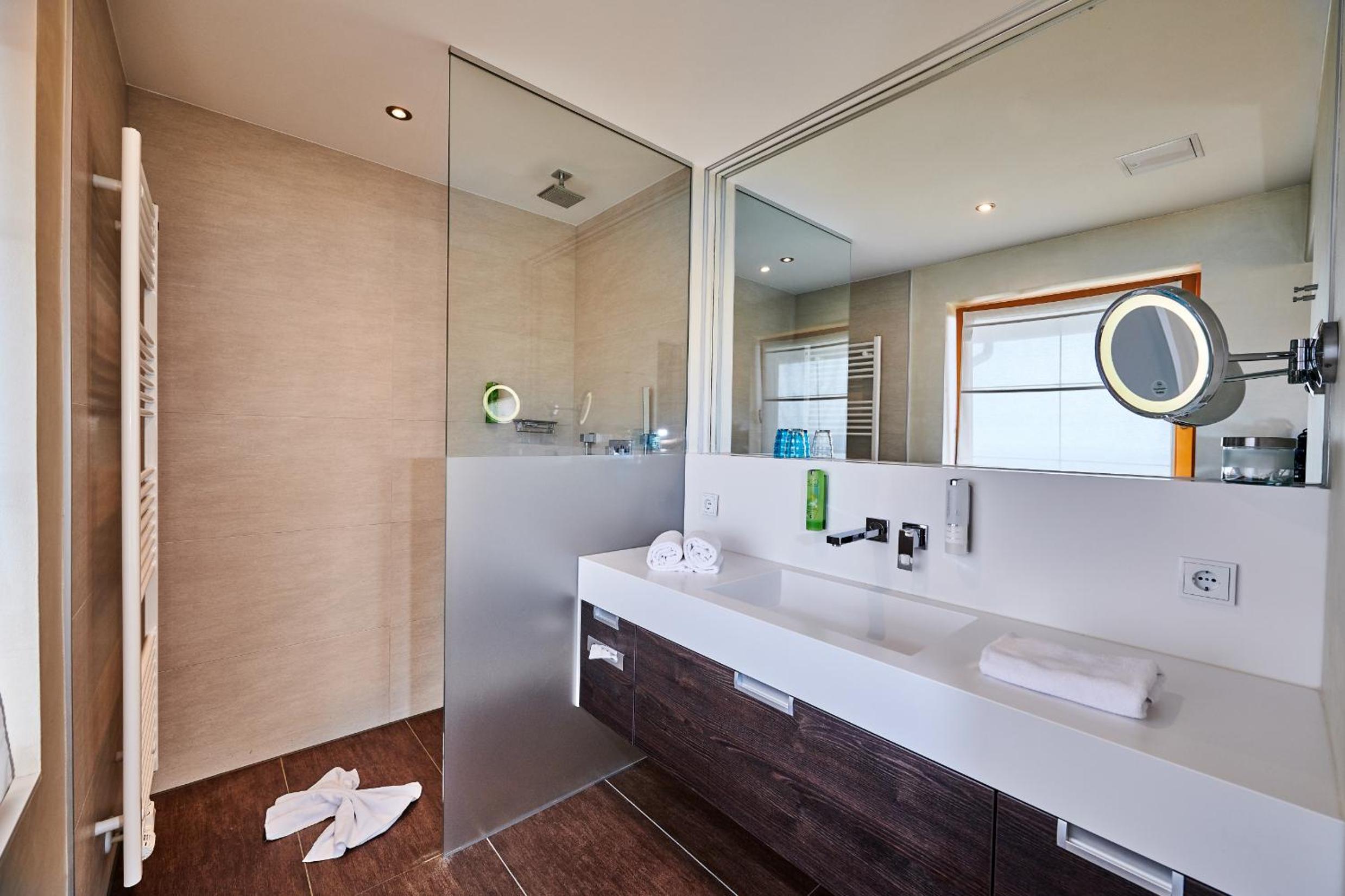 Deluxe Double Room - Photo 5