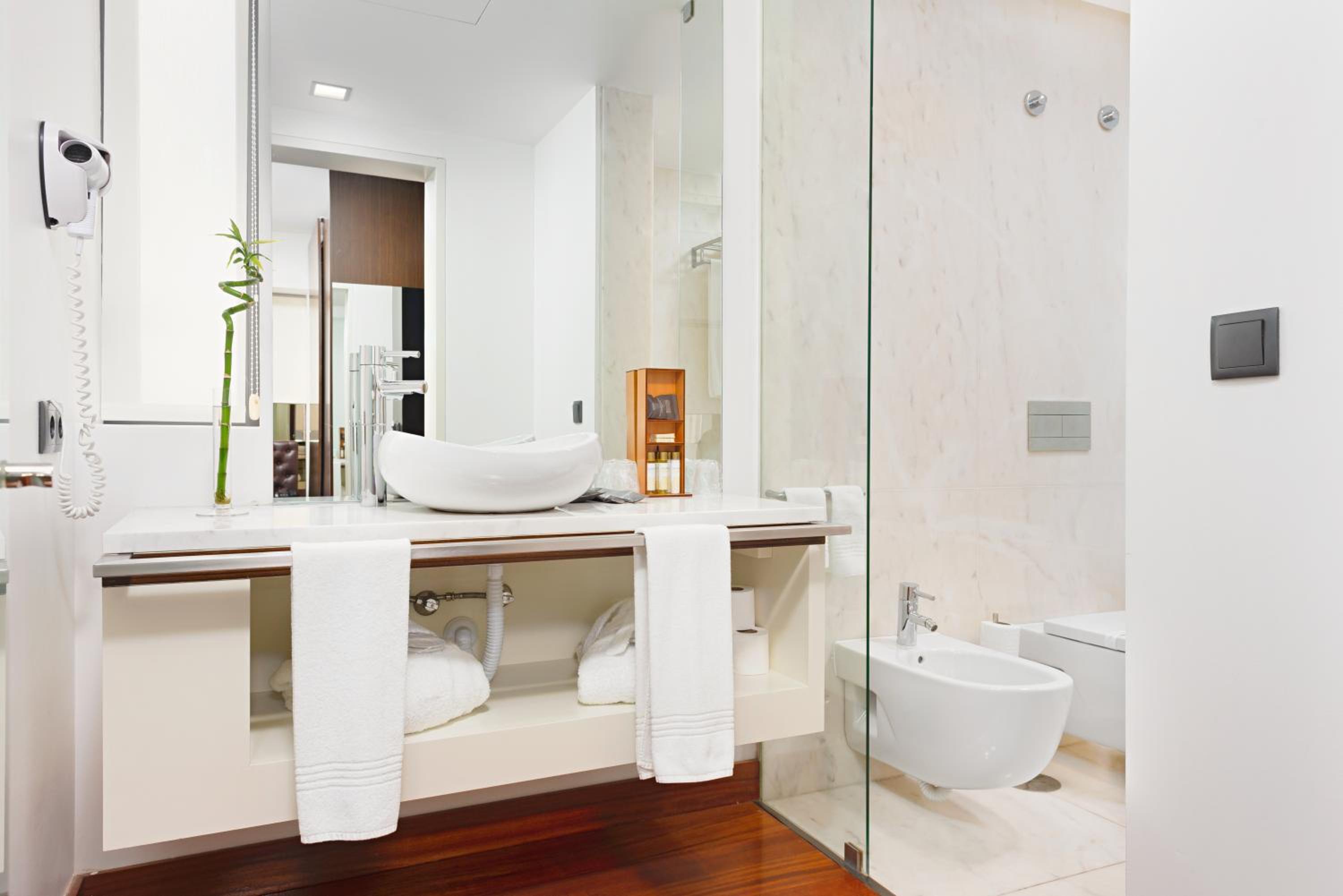 Superior Double or Twin Room with Sea View photo 2