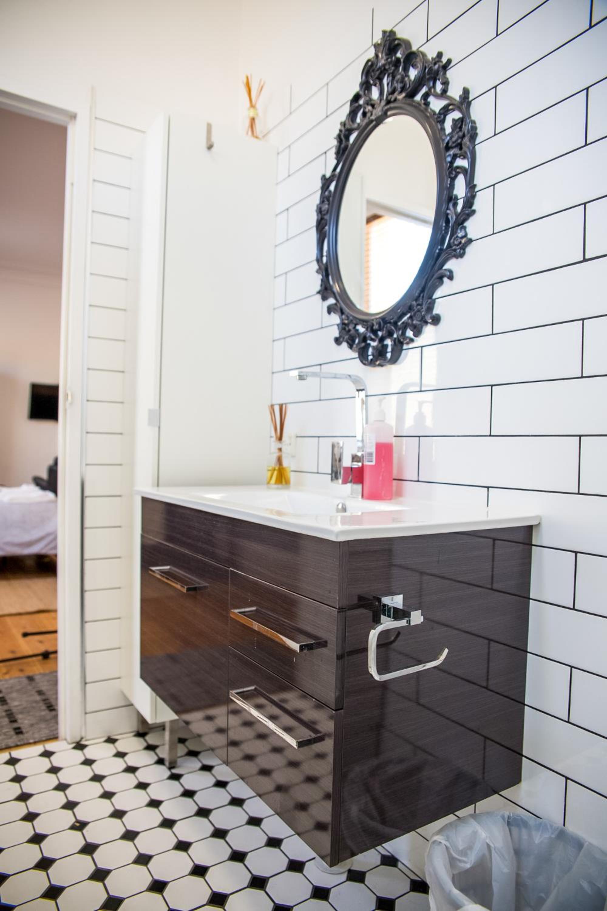 Studio Apartment photo 3