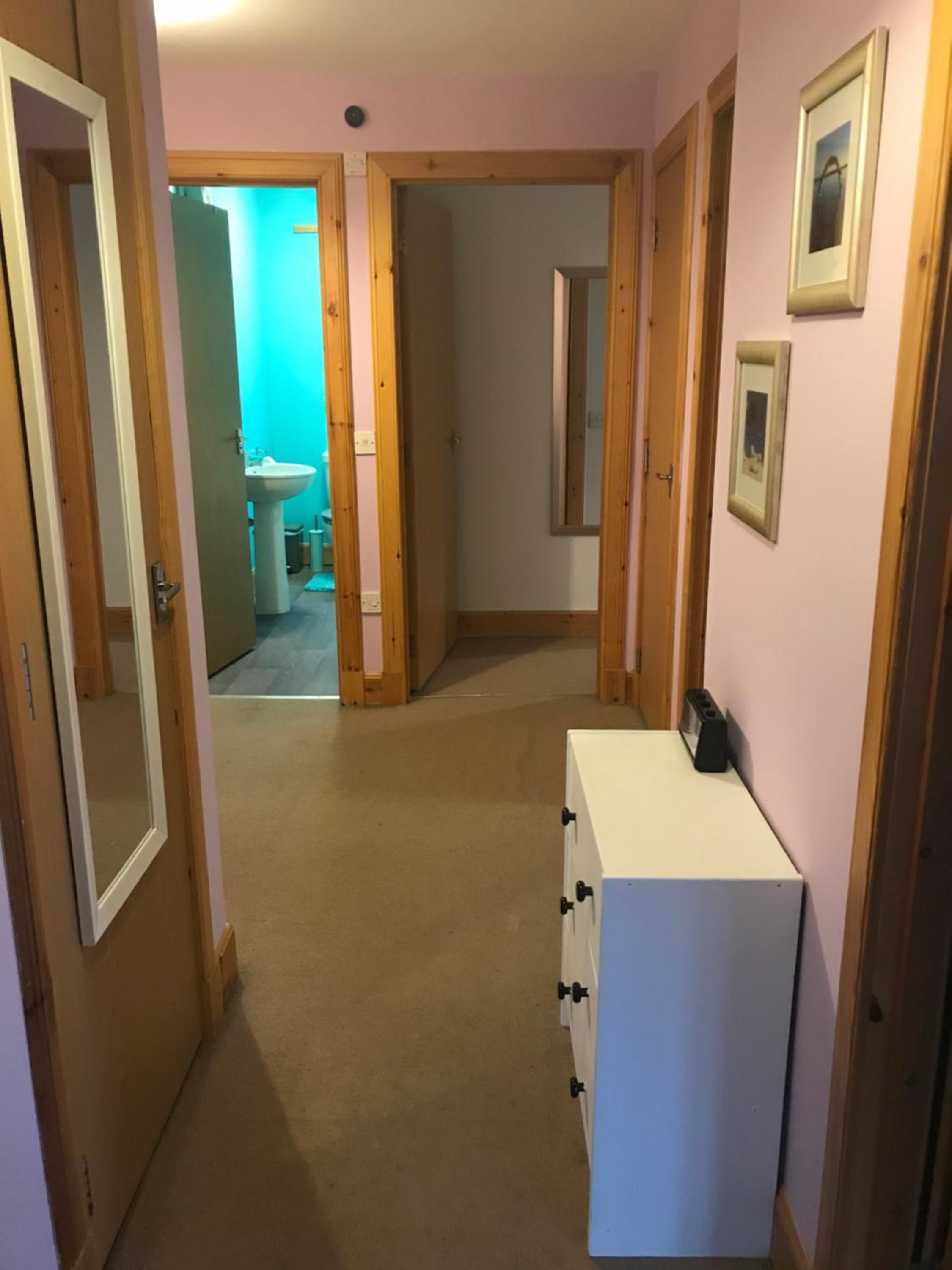 Apartment photo 3