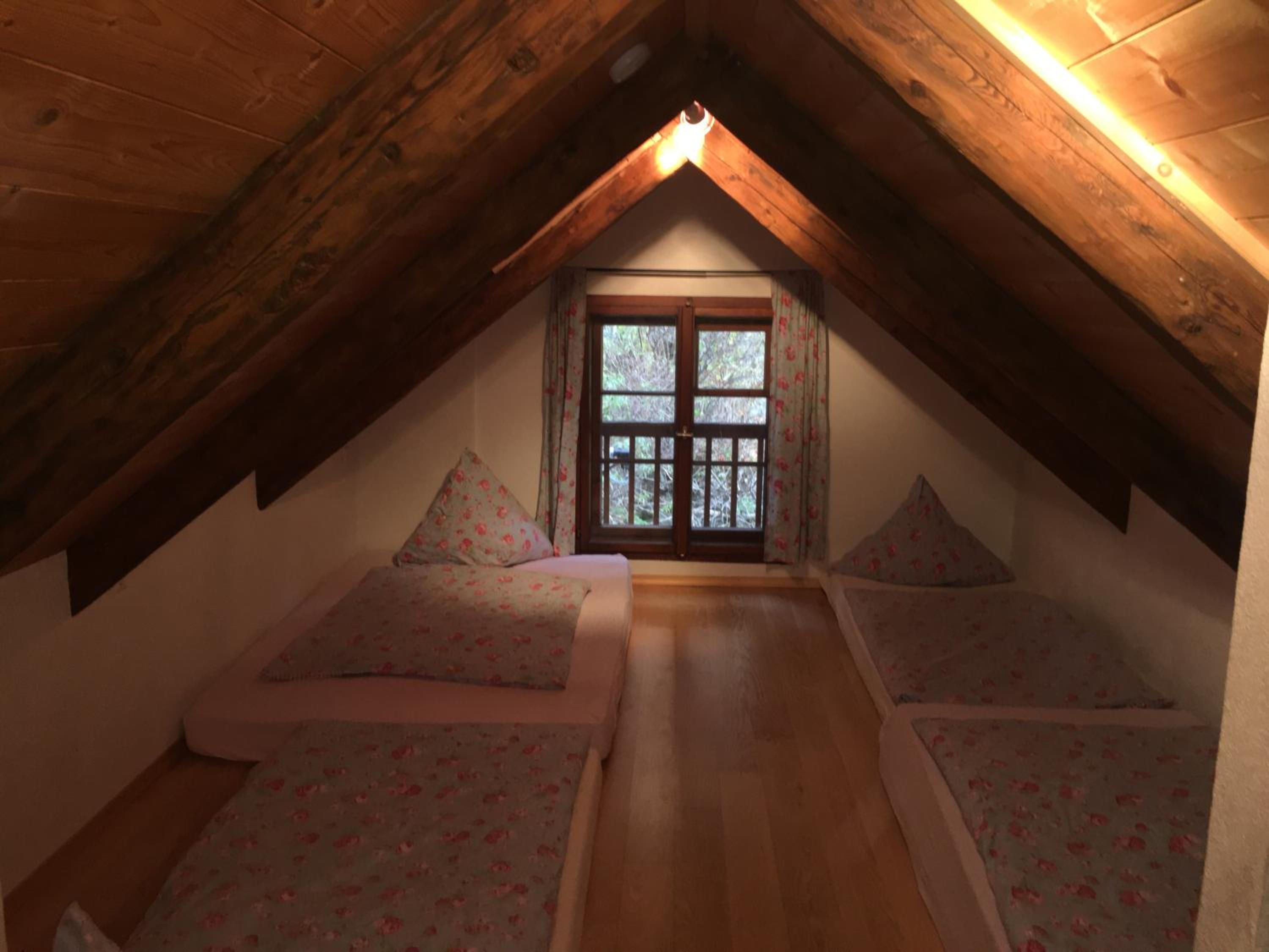 Four-Bedroom House photo 1