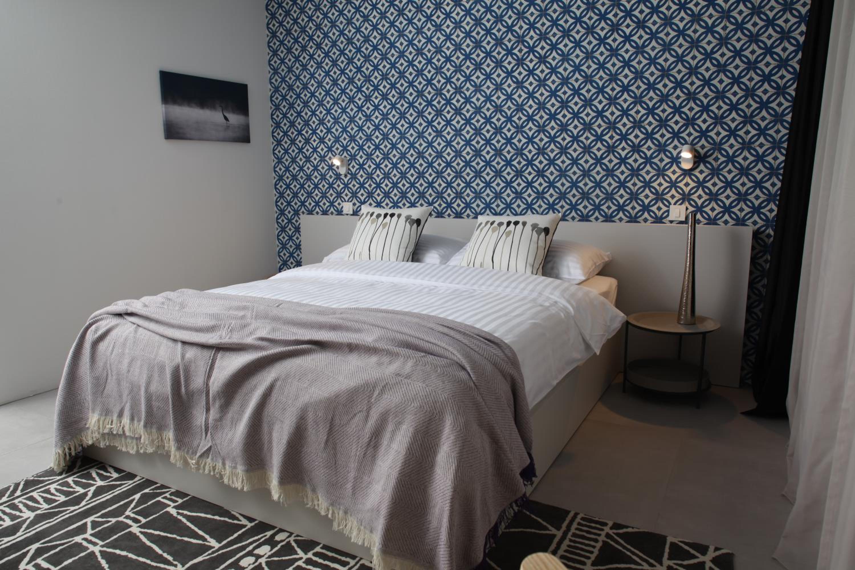 Double Room with Free Parking - Photo 8