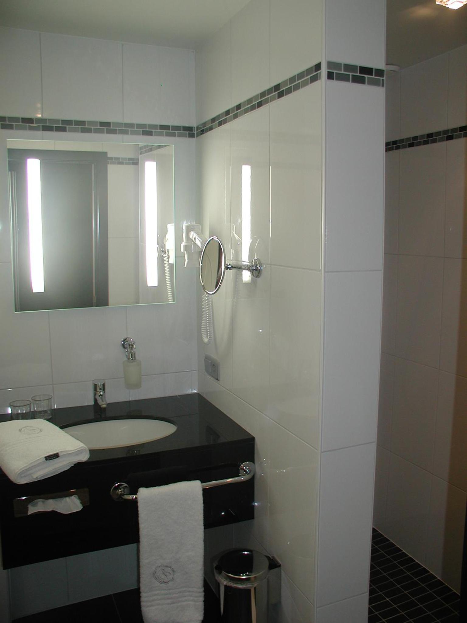 Standard Double Room photo 2