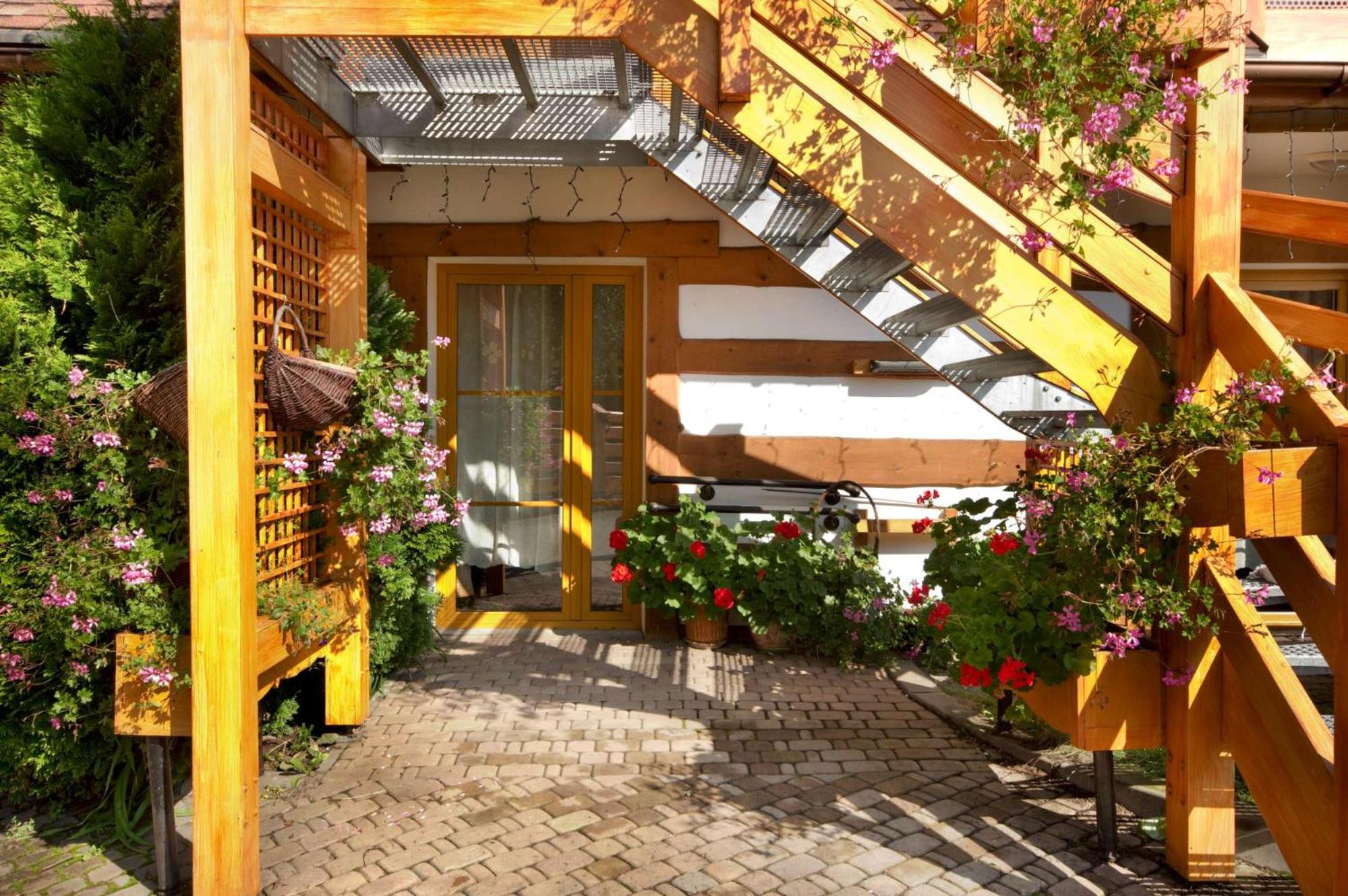 Apartment - Ground Floor photo 2