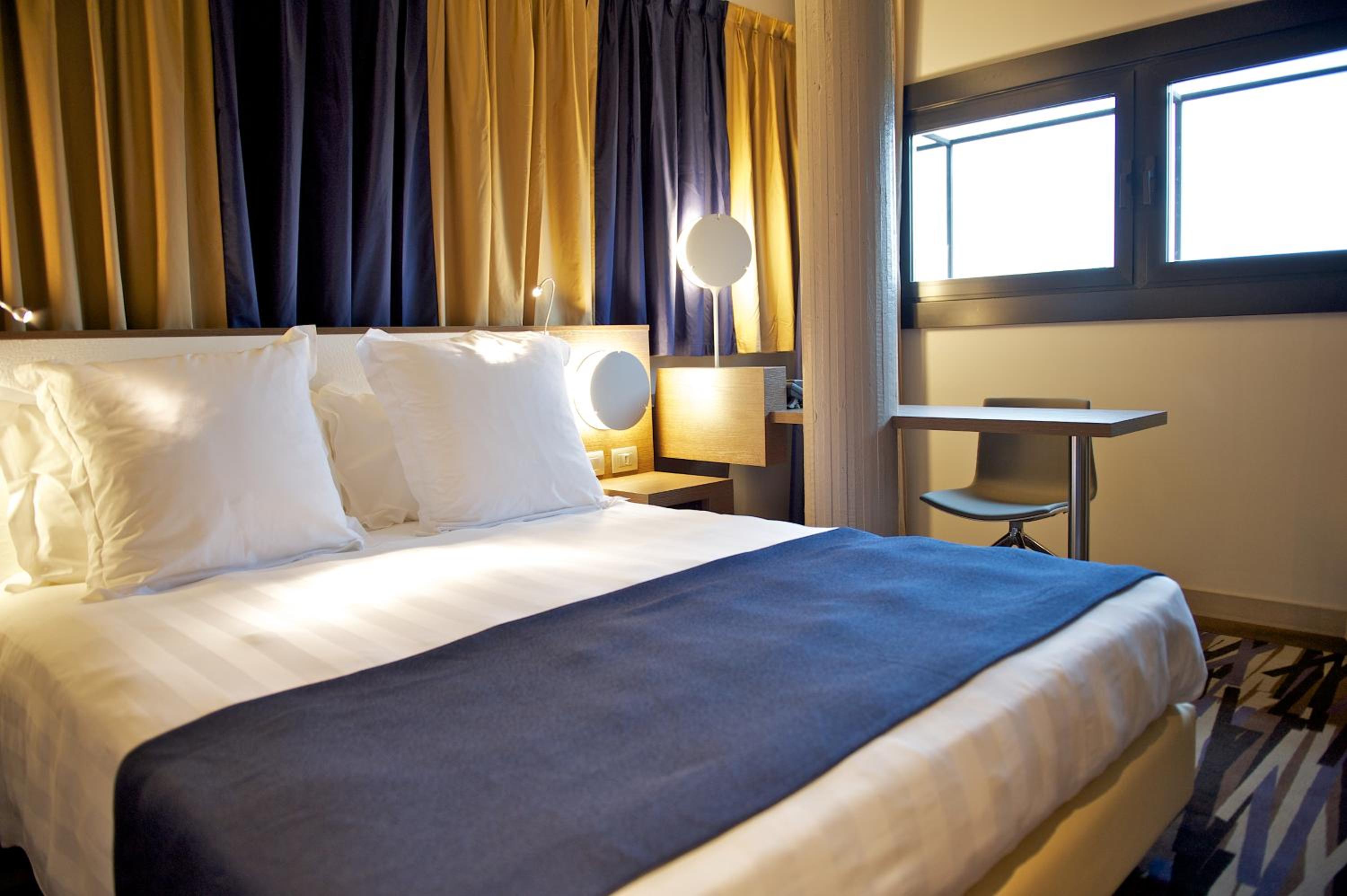 Superior Double Room with views of the Coliseum