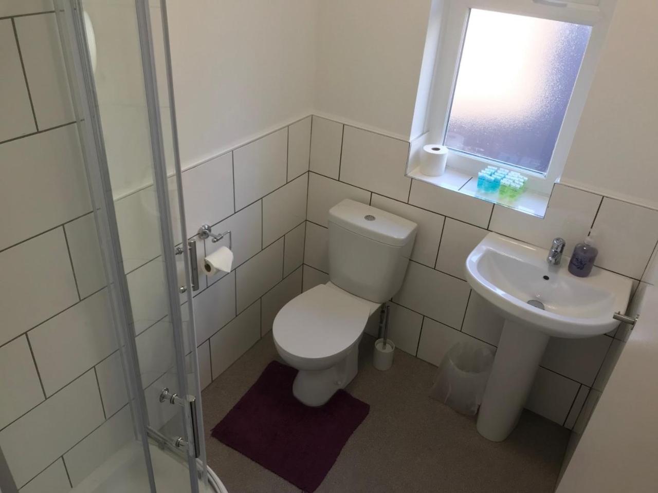 Comfort Triple Room with Shower photo 3
