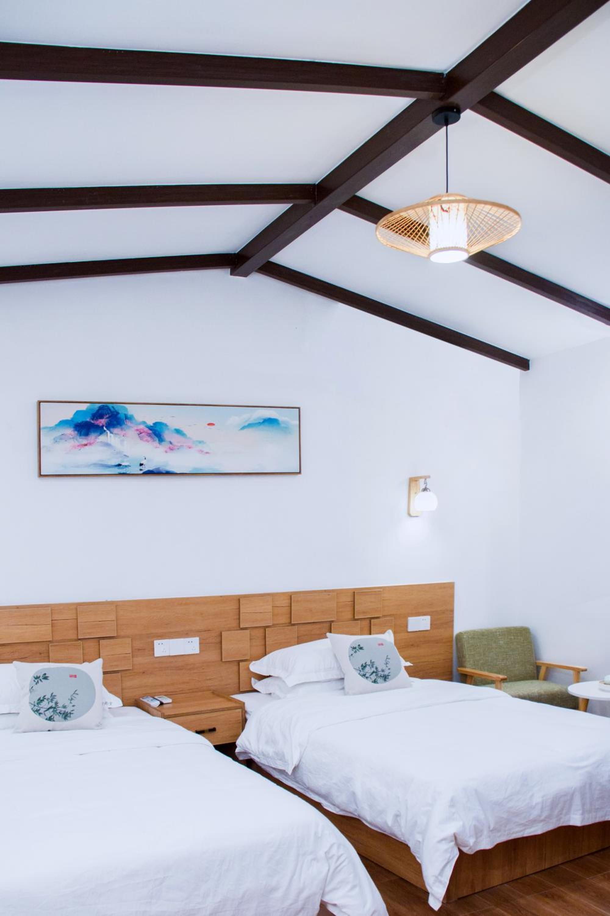 Double or Twin Room with Garden View photo 2