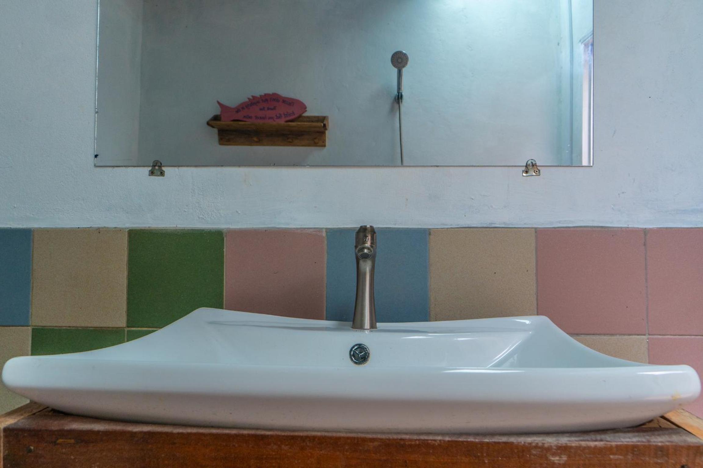 Double Room with Shared Bathroom photo 3