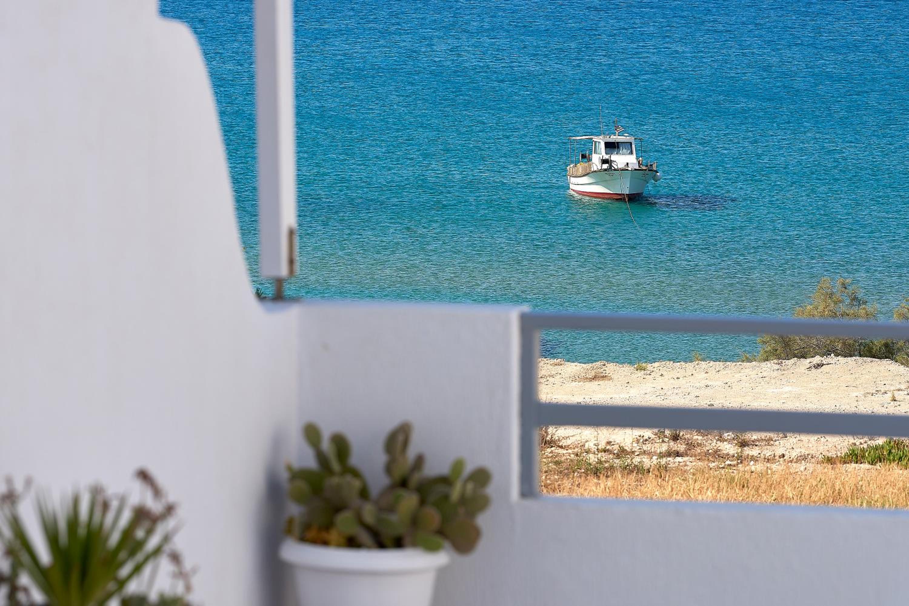Triple Room with Sea View - Photo 2