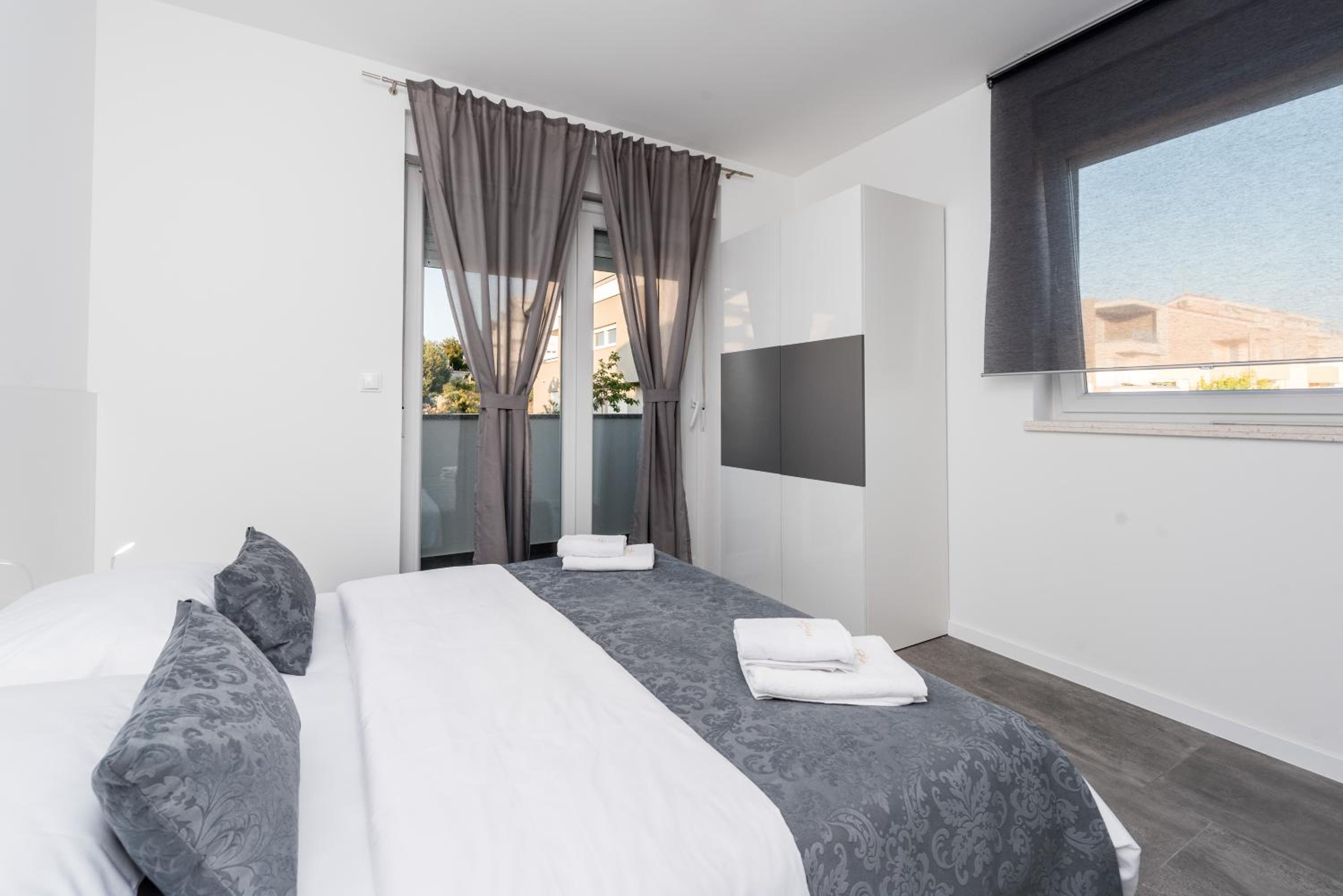 Villa Magnifica Luxury Apartment 4 photo 2