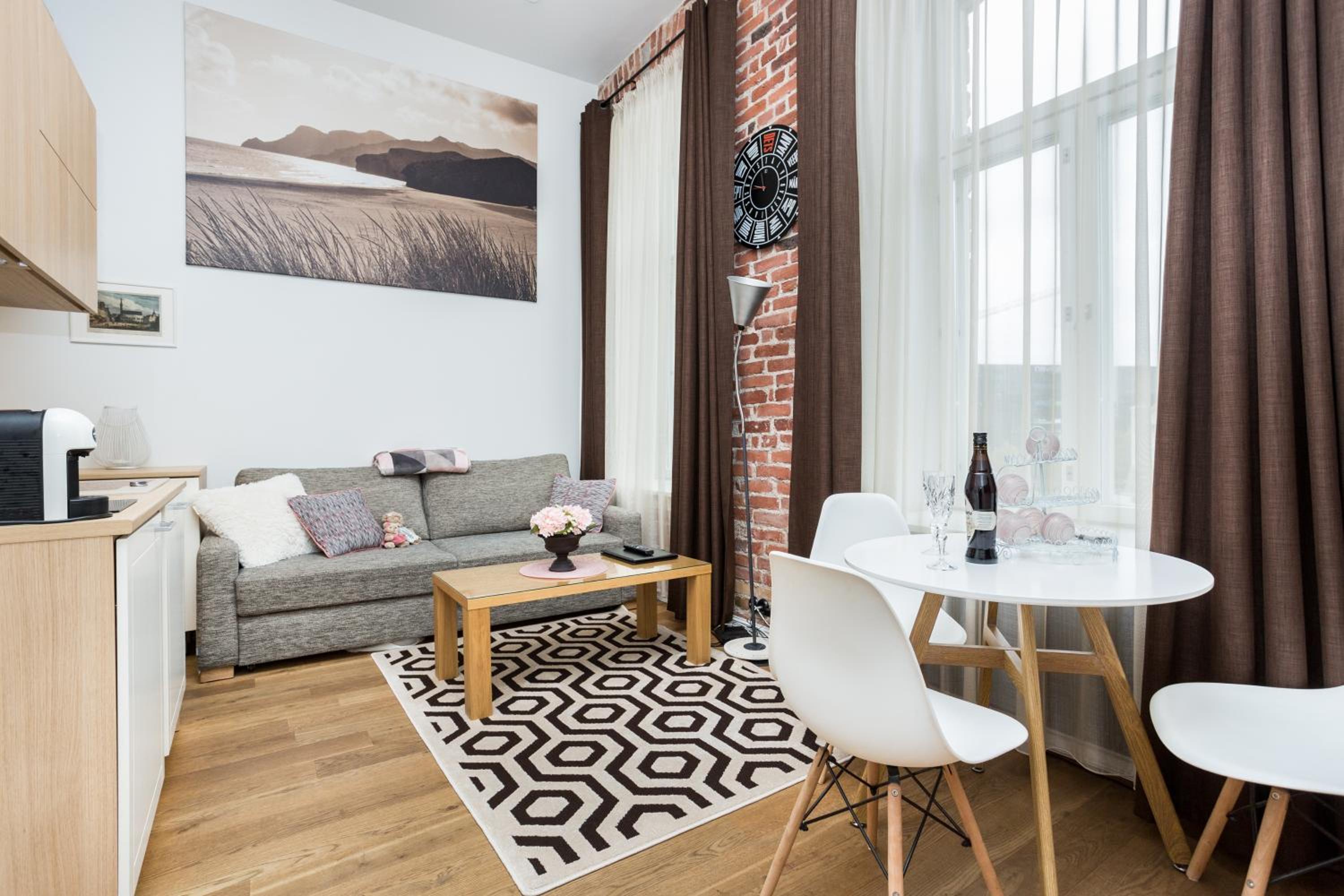 Three Sisters Apartment photo 2