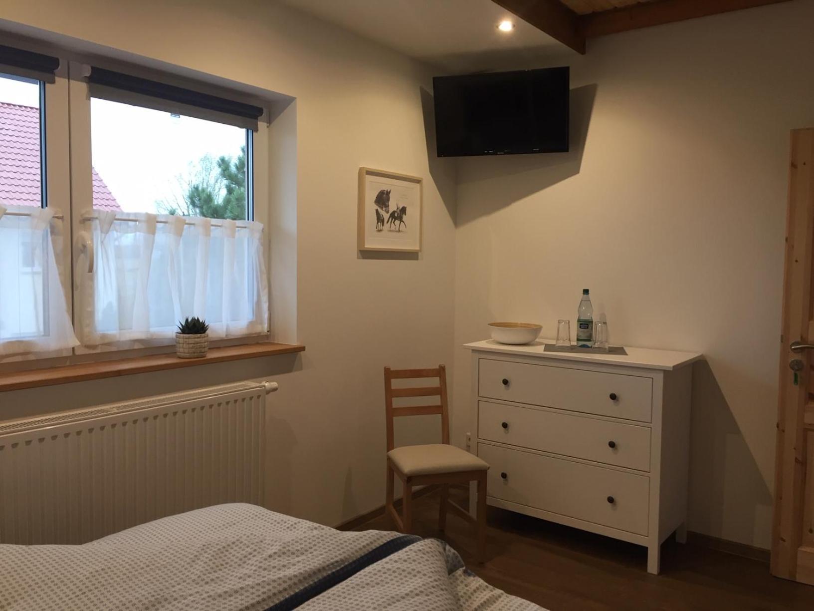 Small Double Room - Photo 2
