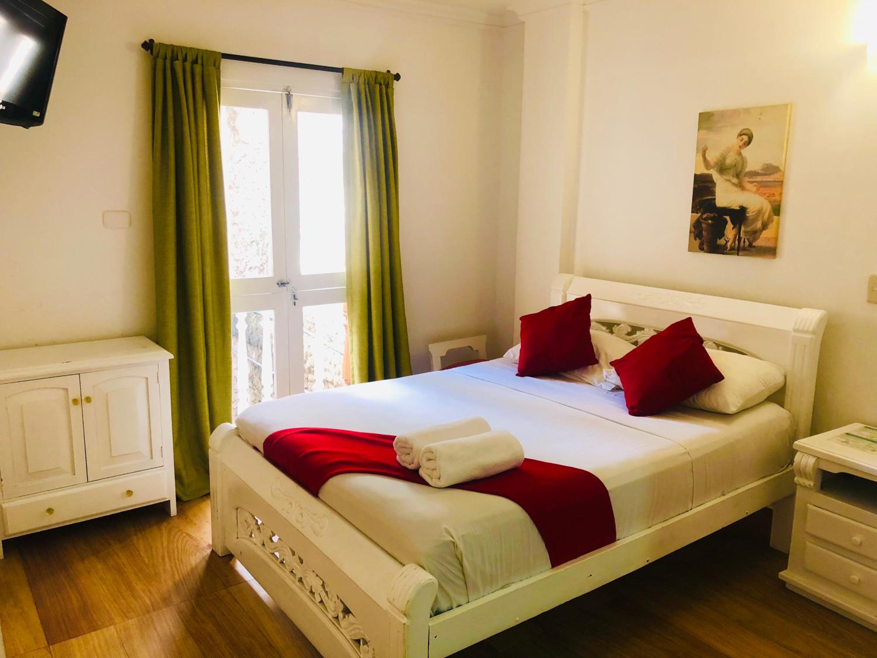 Standard Double Room - Photo 4