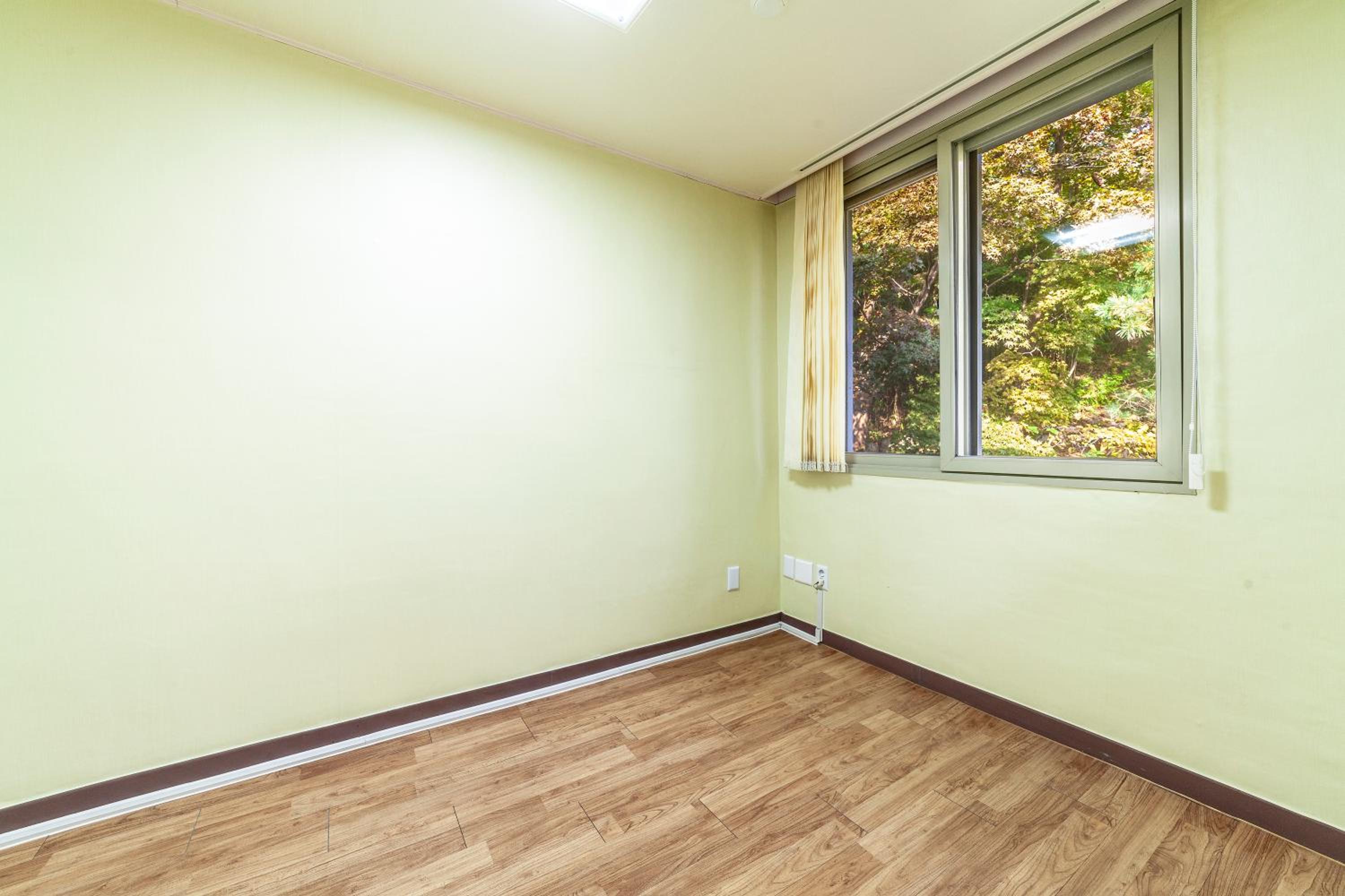 Family Room - Photo 1